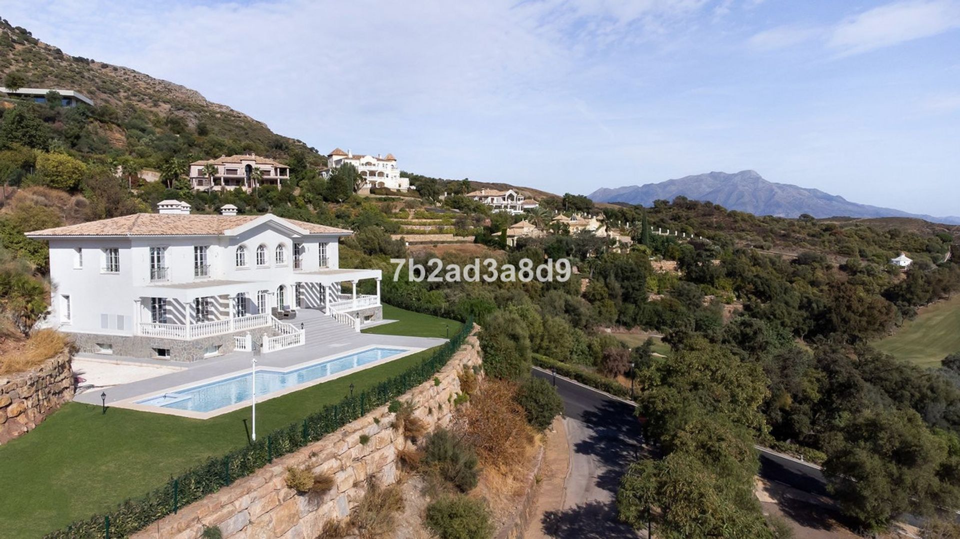 Huis in Benahavis, Andalusië 11182077