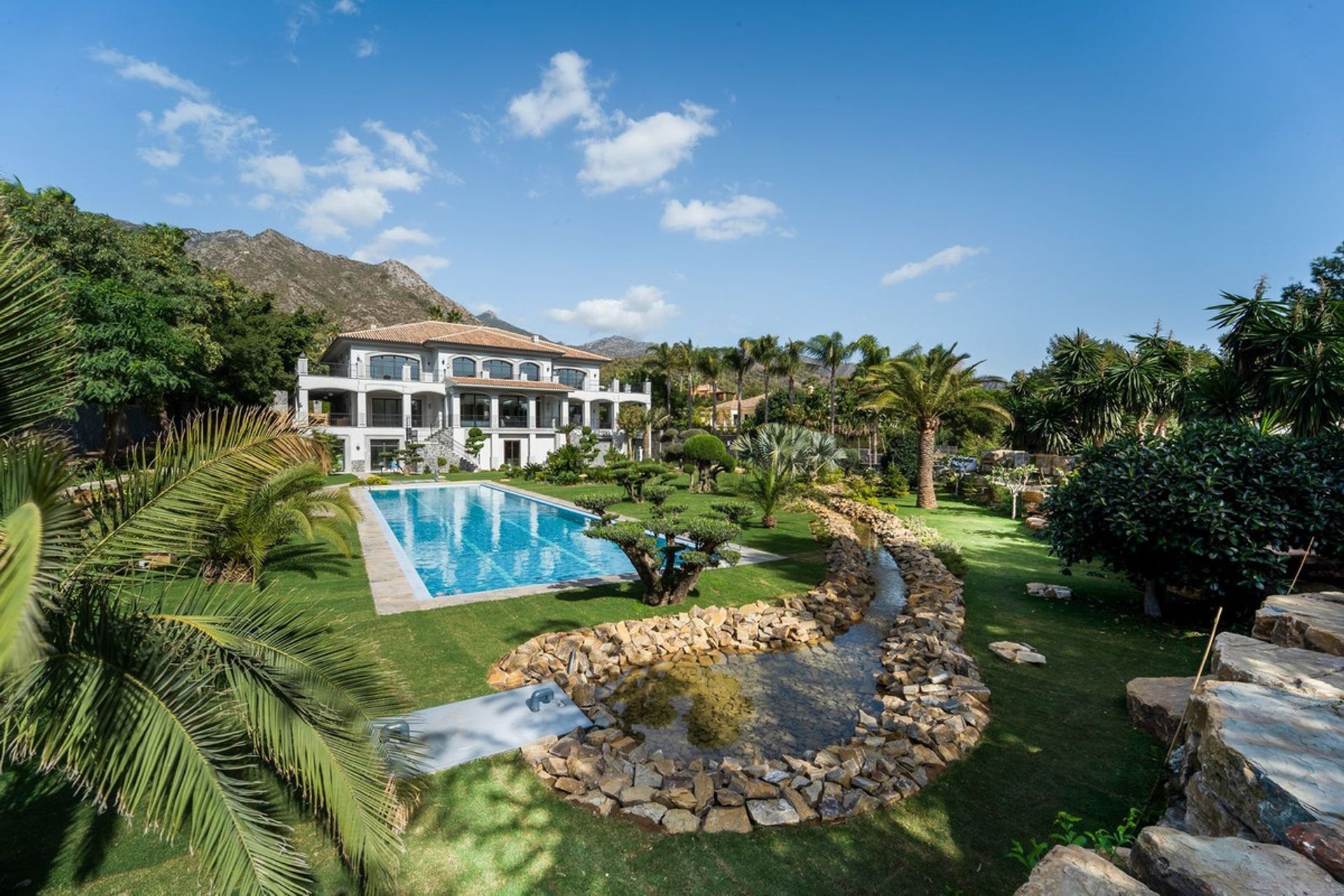 Haus im Marbella, Andalucía 11182218