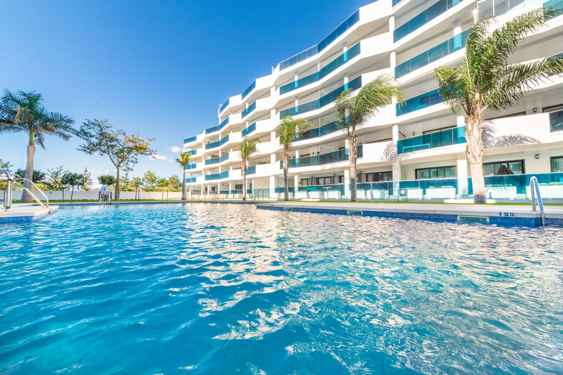 Condominio nel Fuengirola, Andalucía 11182293