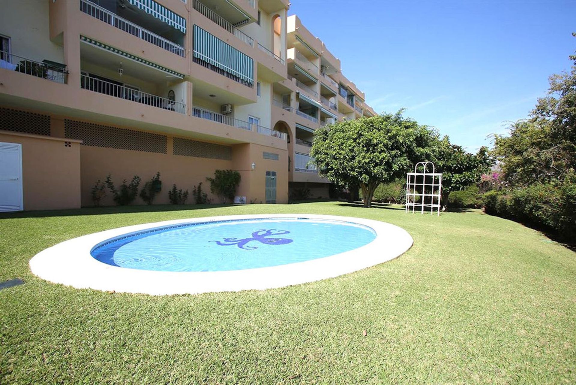 Condominio en El Ángel, Andalucía 11182445