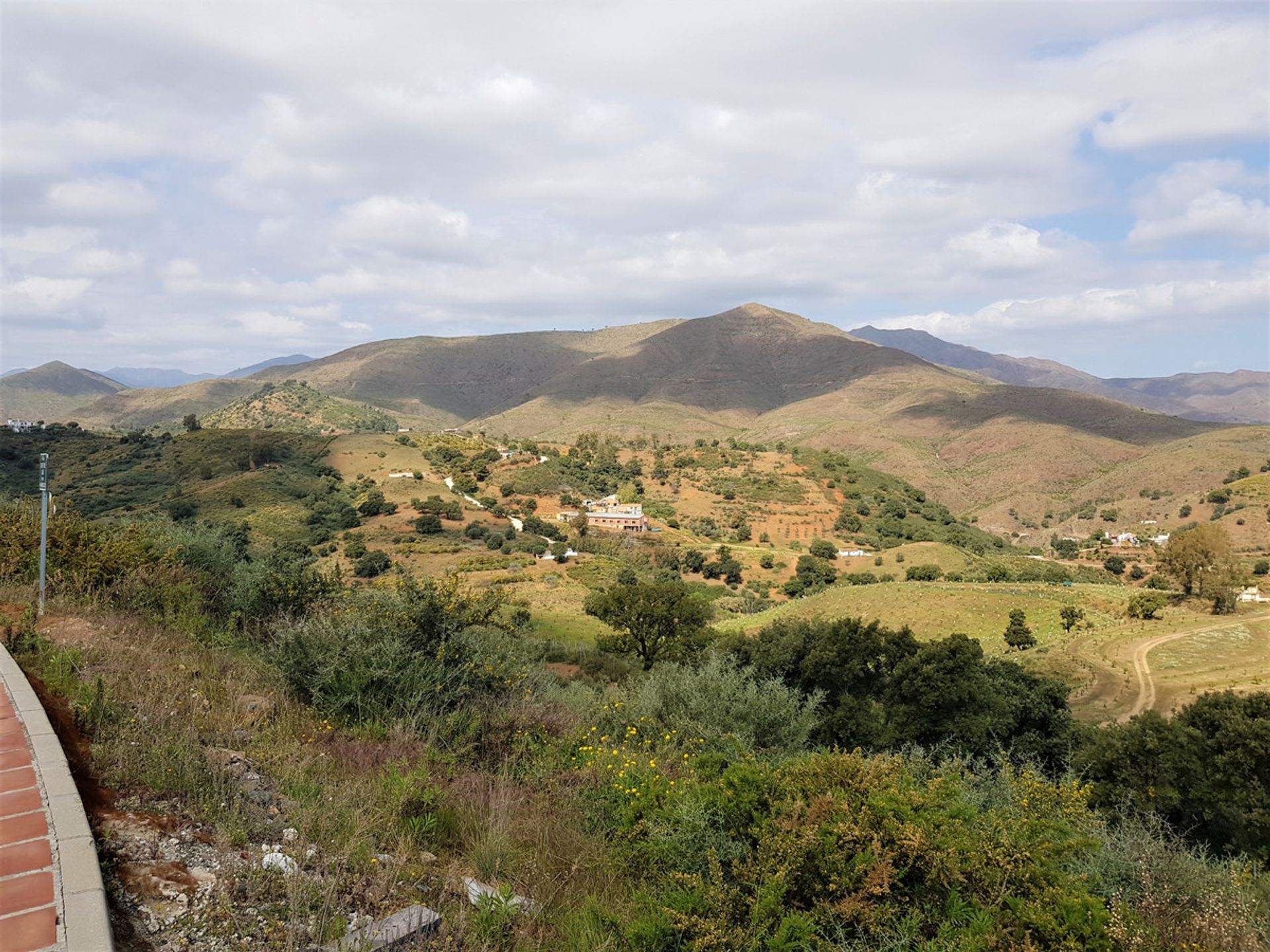 Tierra en Fuengirola, Andalucía 11182811