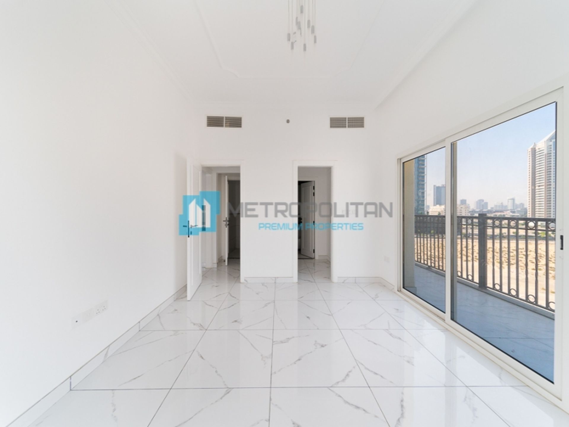 Condominium in دبي, دبي 11184520