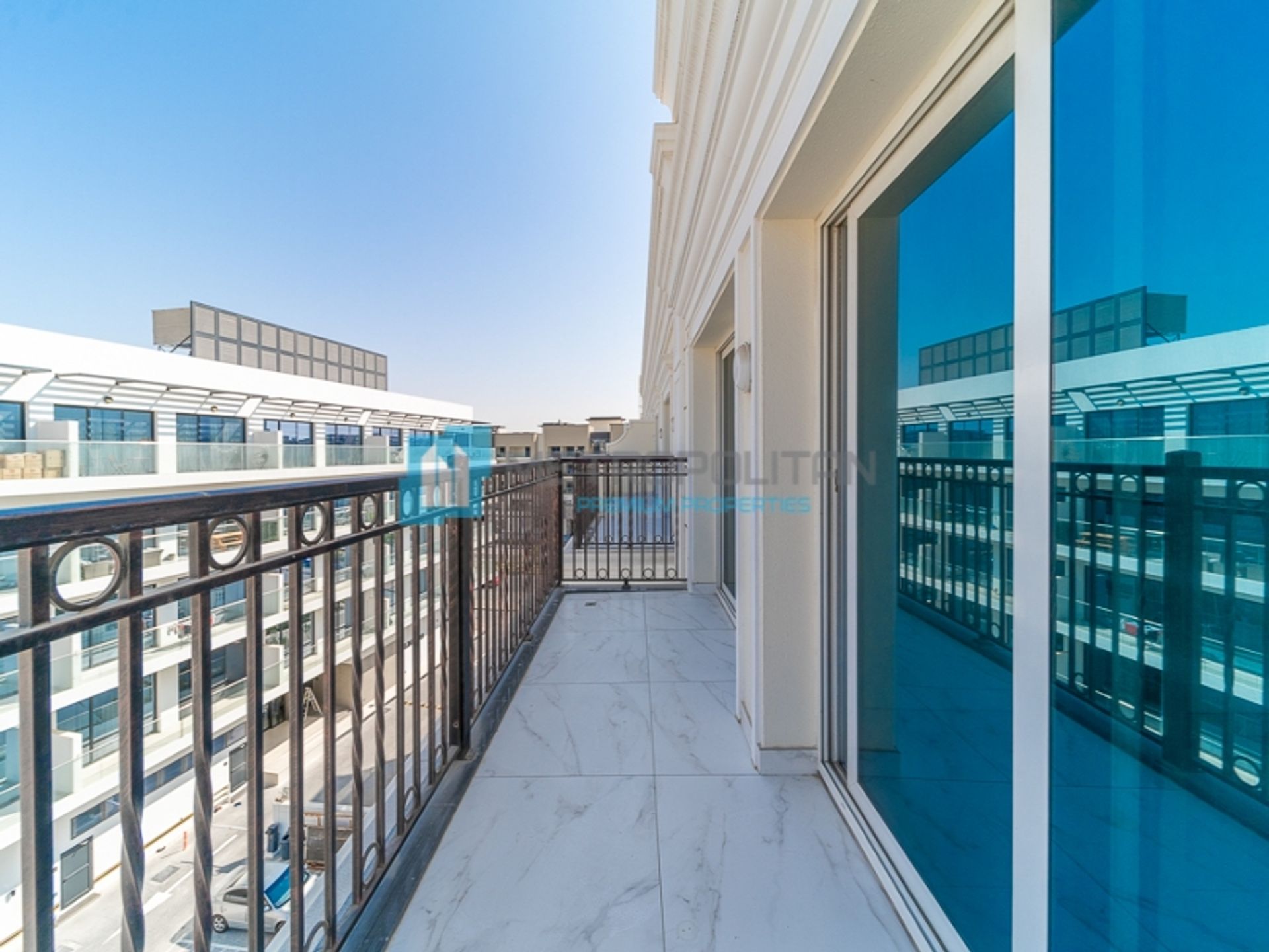 Condominium in دبي, دبي 11184520