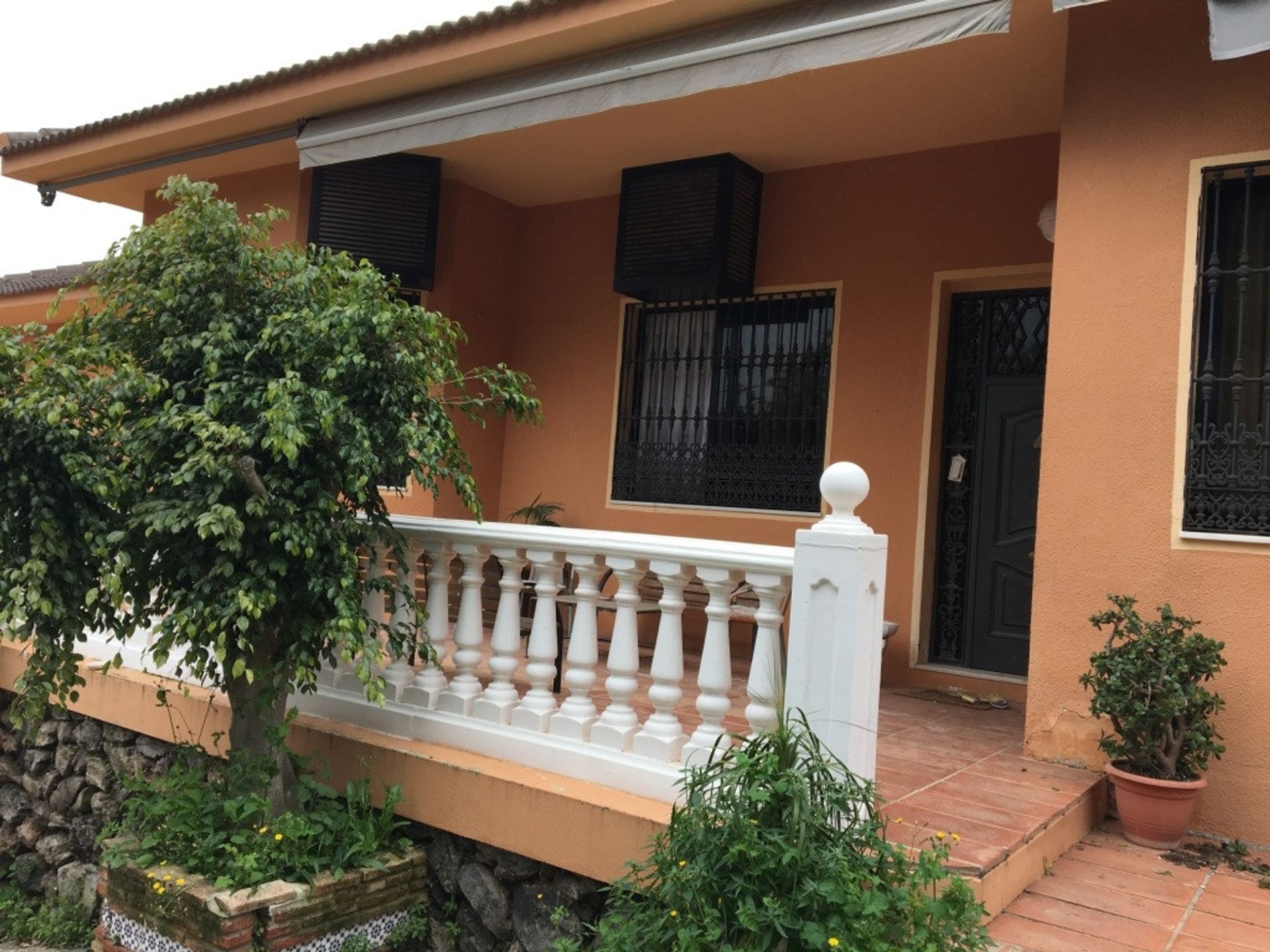 Casa nel Alhaurín de la Torre, Andalusia 11184564