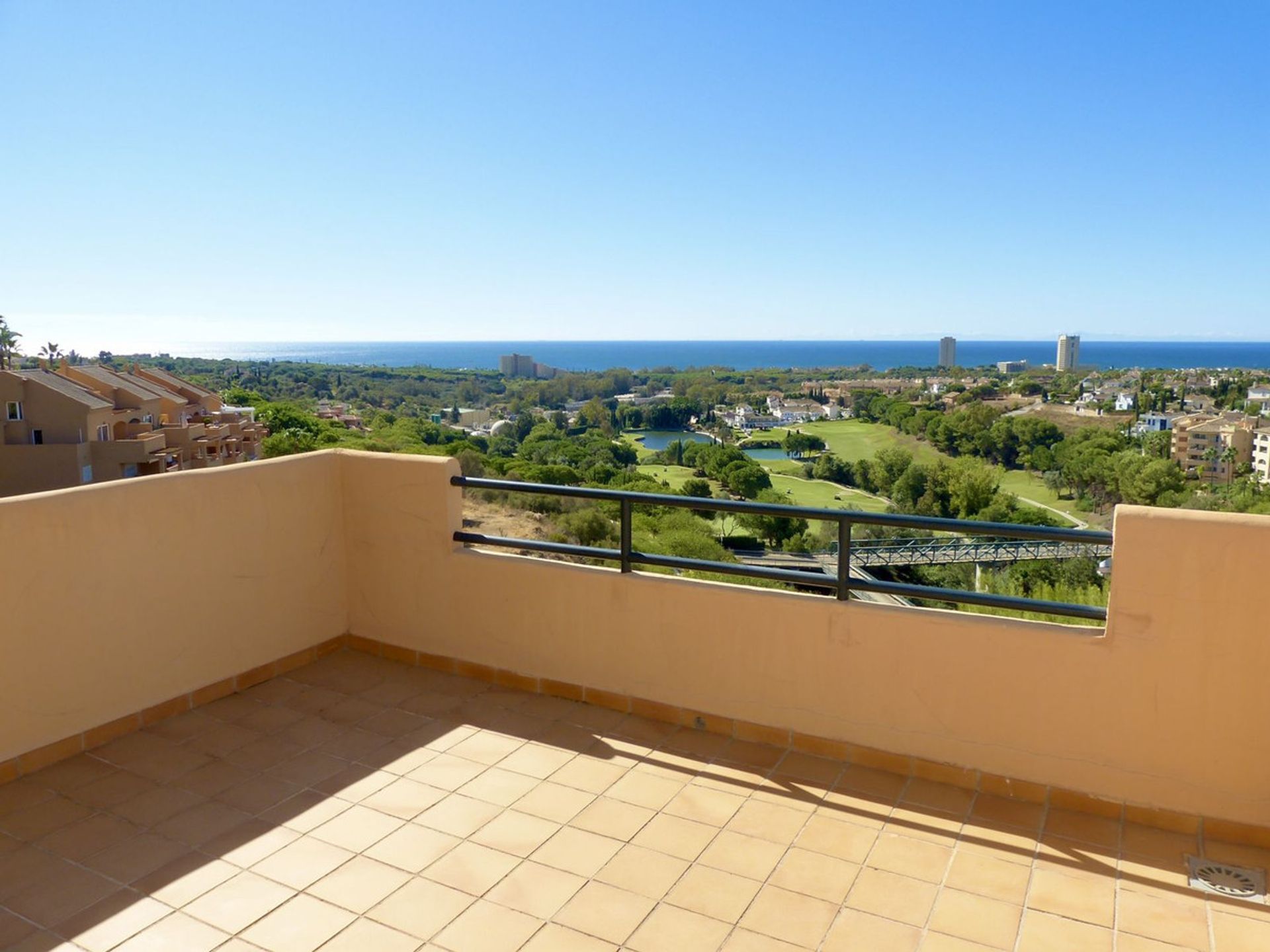 Condominium dans Marbella, Andalucía 11184696