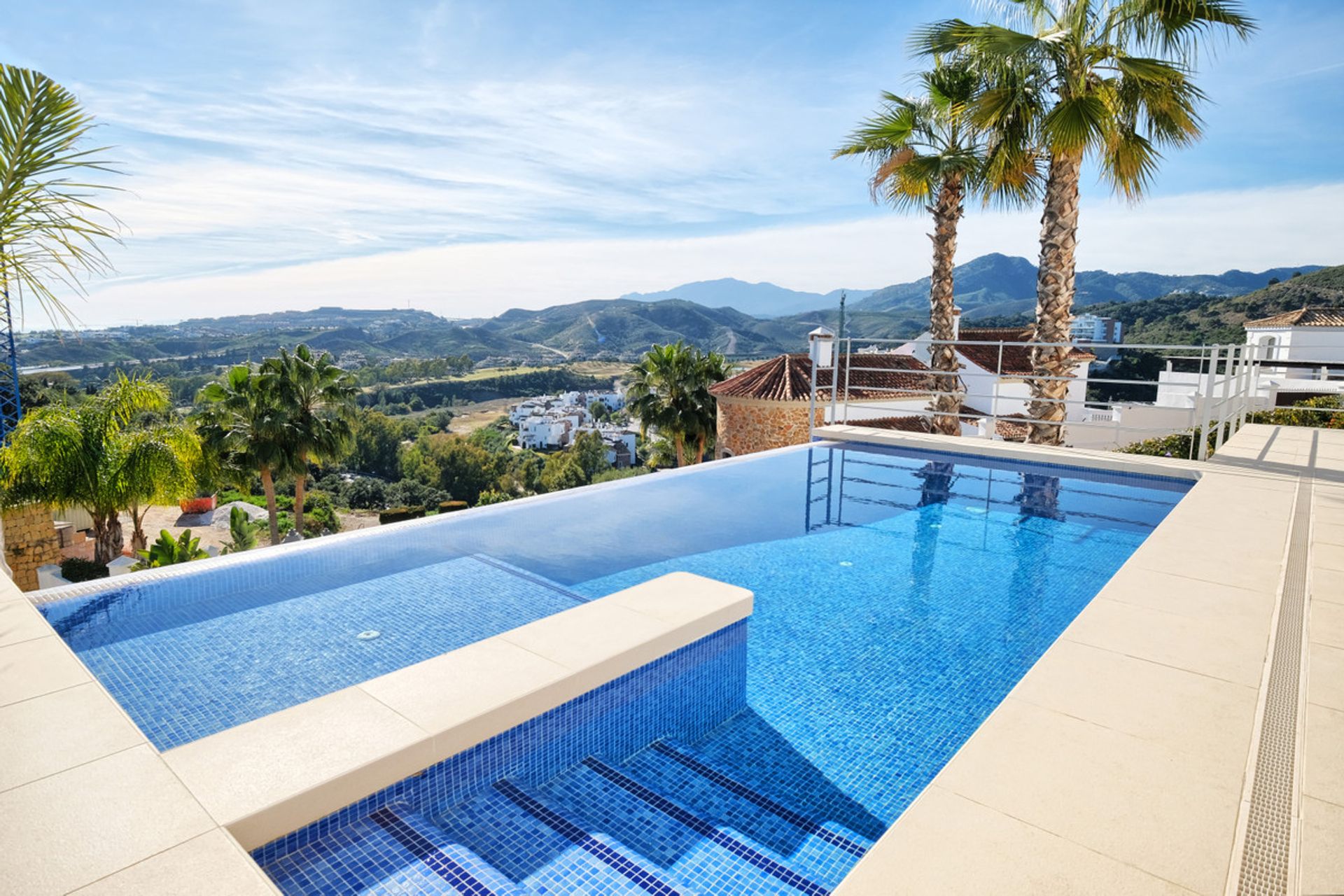 Haus im Benahavis, Andalusien 11184738