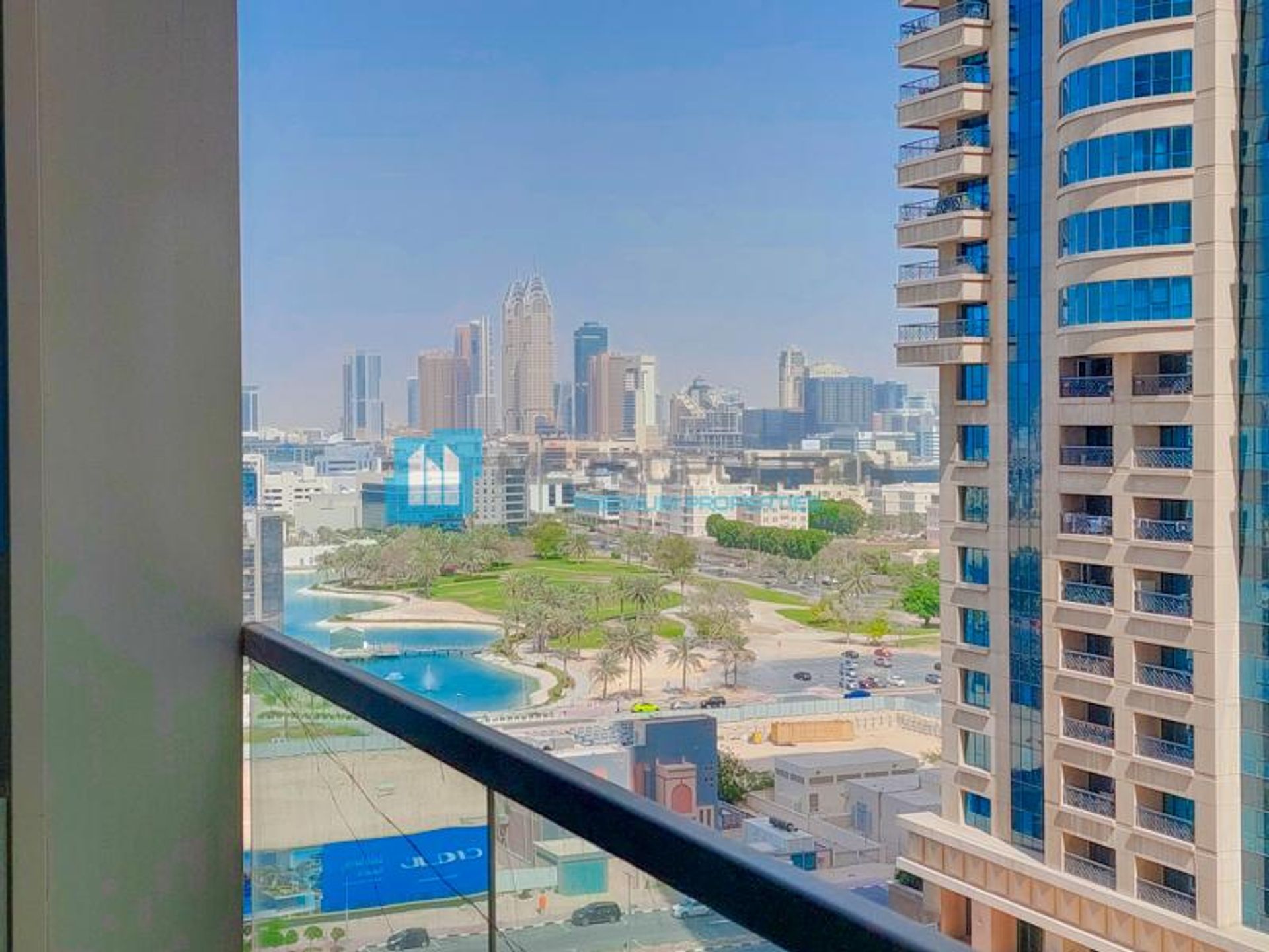 Condominium in Dubai, Dubayy 11184835