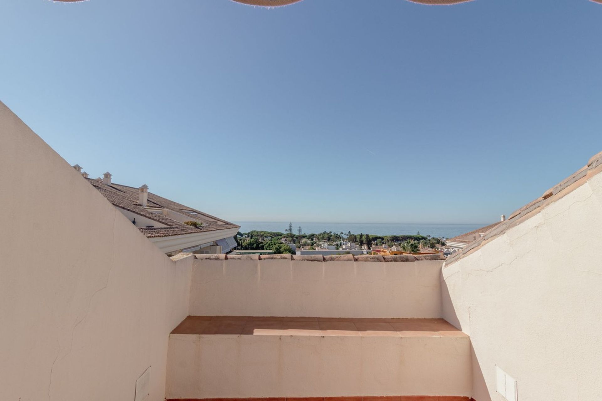 Condominium in Marbella, Andalucía 11184987