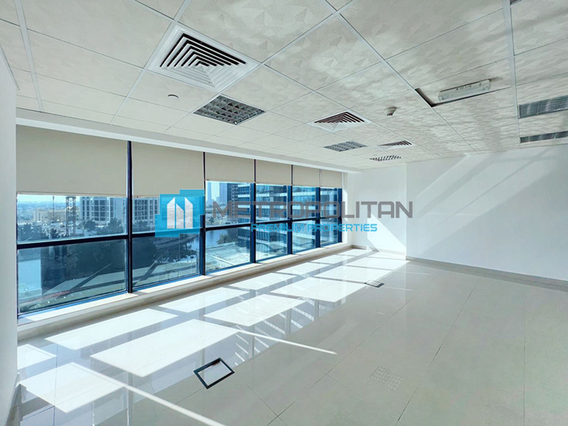 Kantor di Dubai, Dubai 11185025