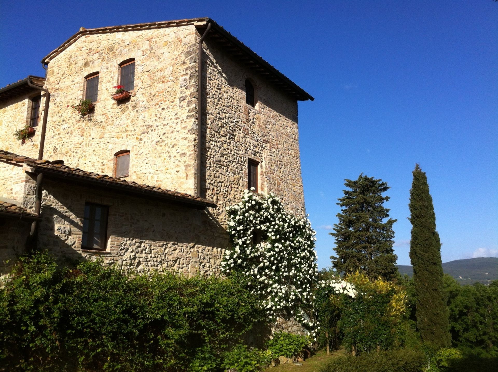 Osakehuoneisto sisään San Gimignano, Tuscany 11185191