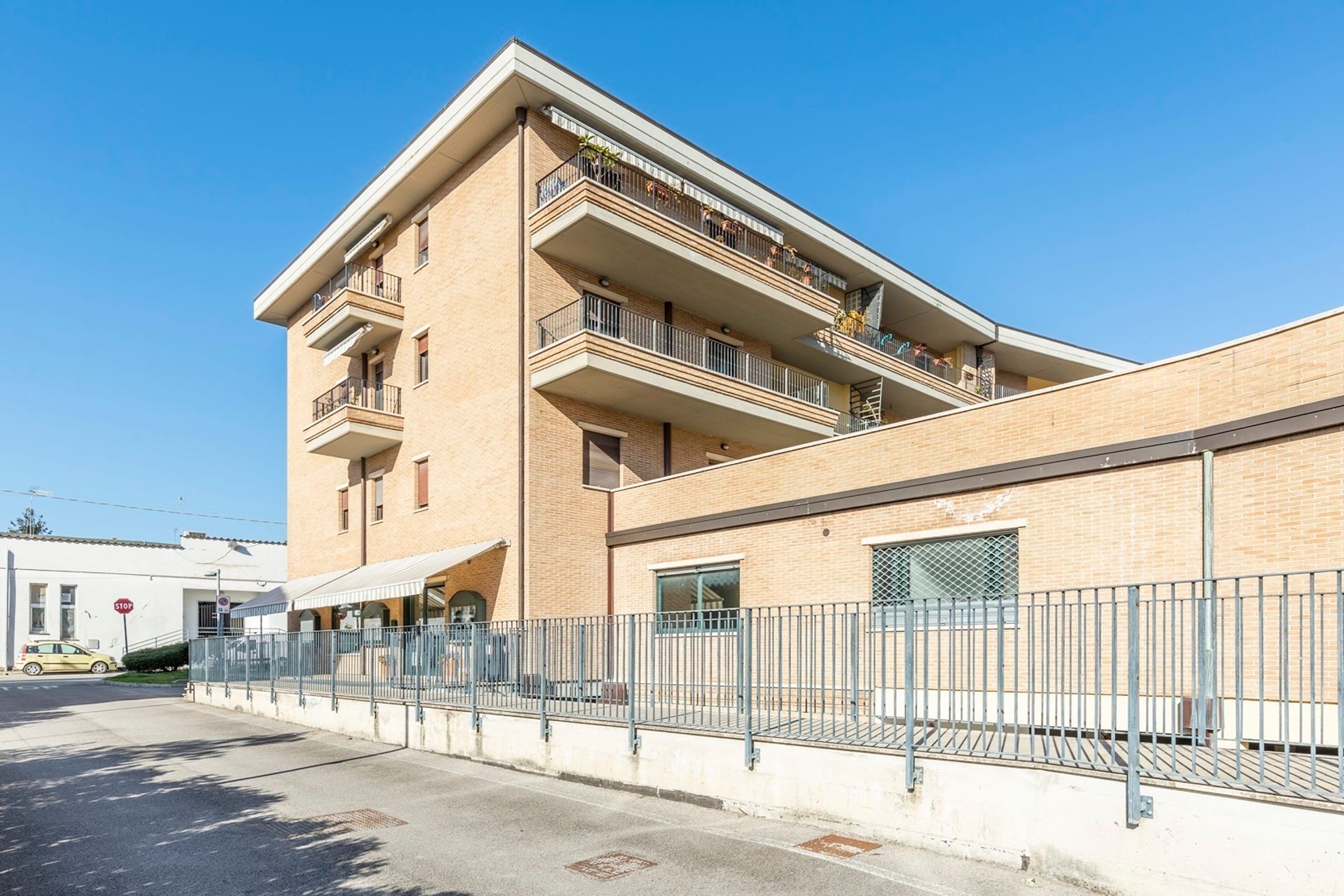 Condominio en Tavernelle, Umbria 11185195