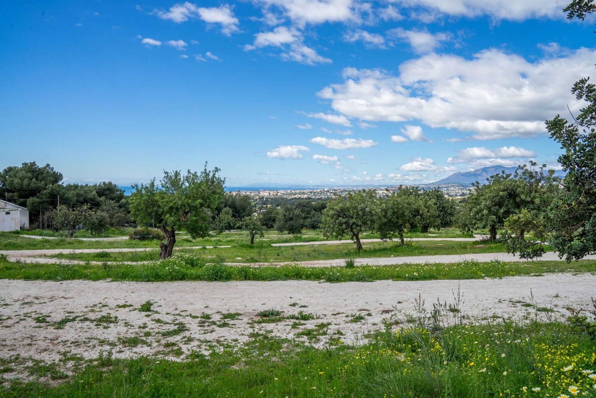 Tierra en Marbella, Andalusia 11185585