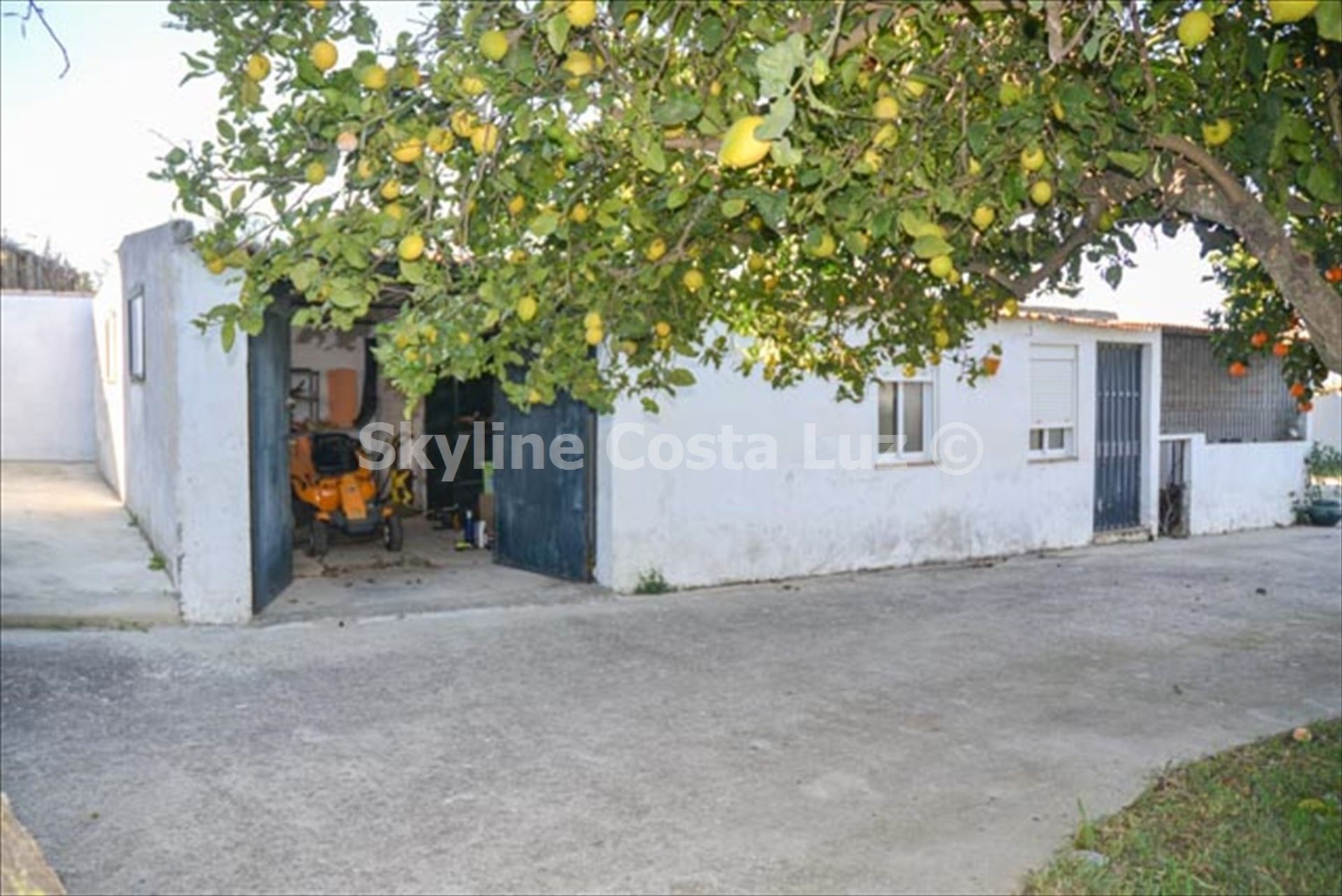 Casa nel Chiclana de la Frontera, Andalucía 11185744