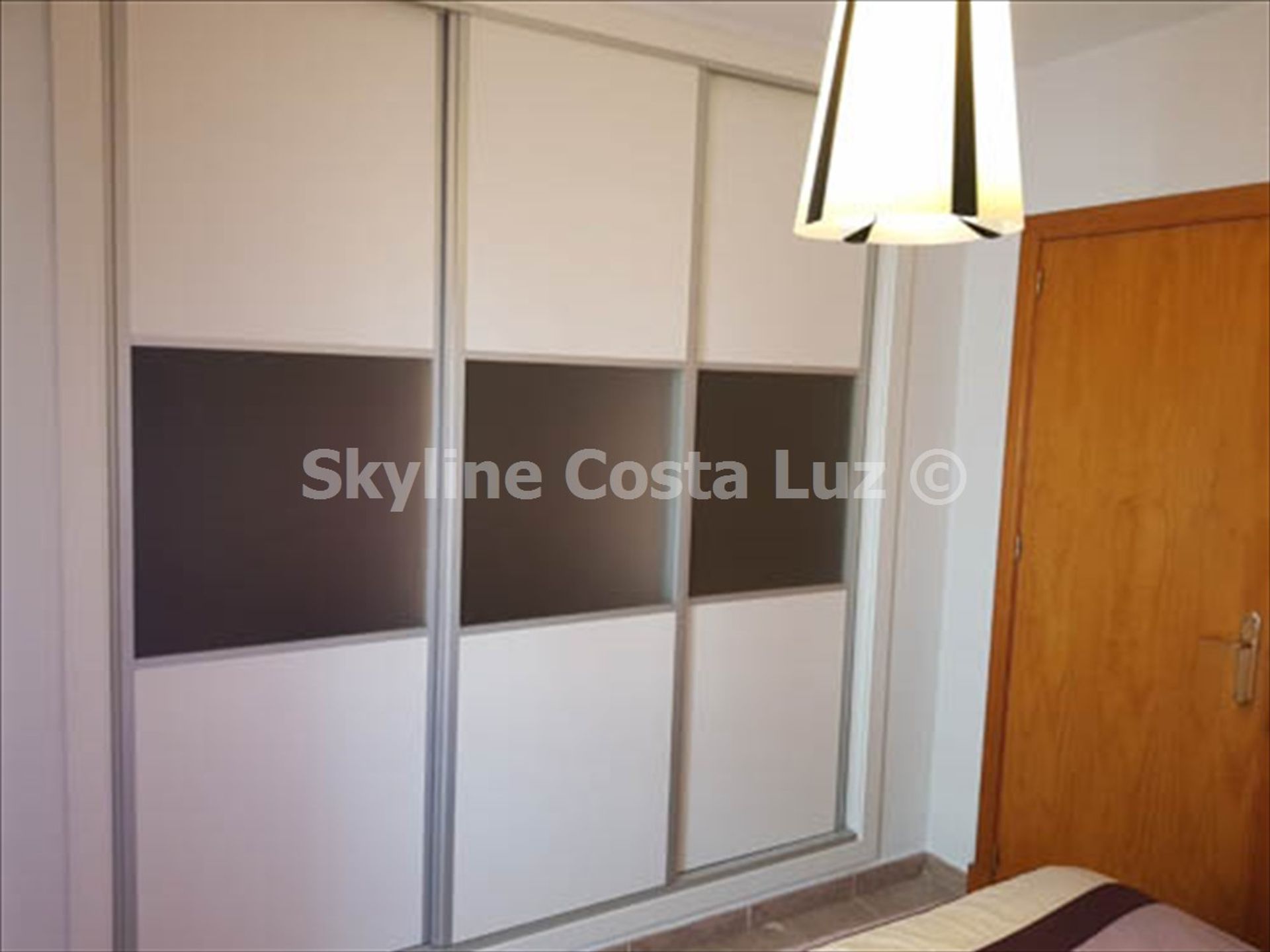 Condominio en Chiclana de la Frontera, Andalucía 11185759