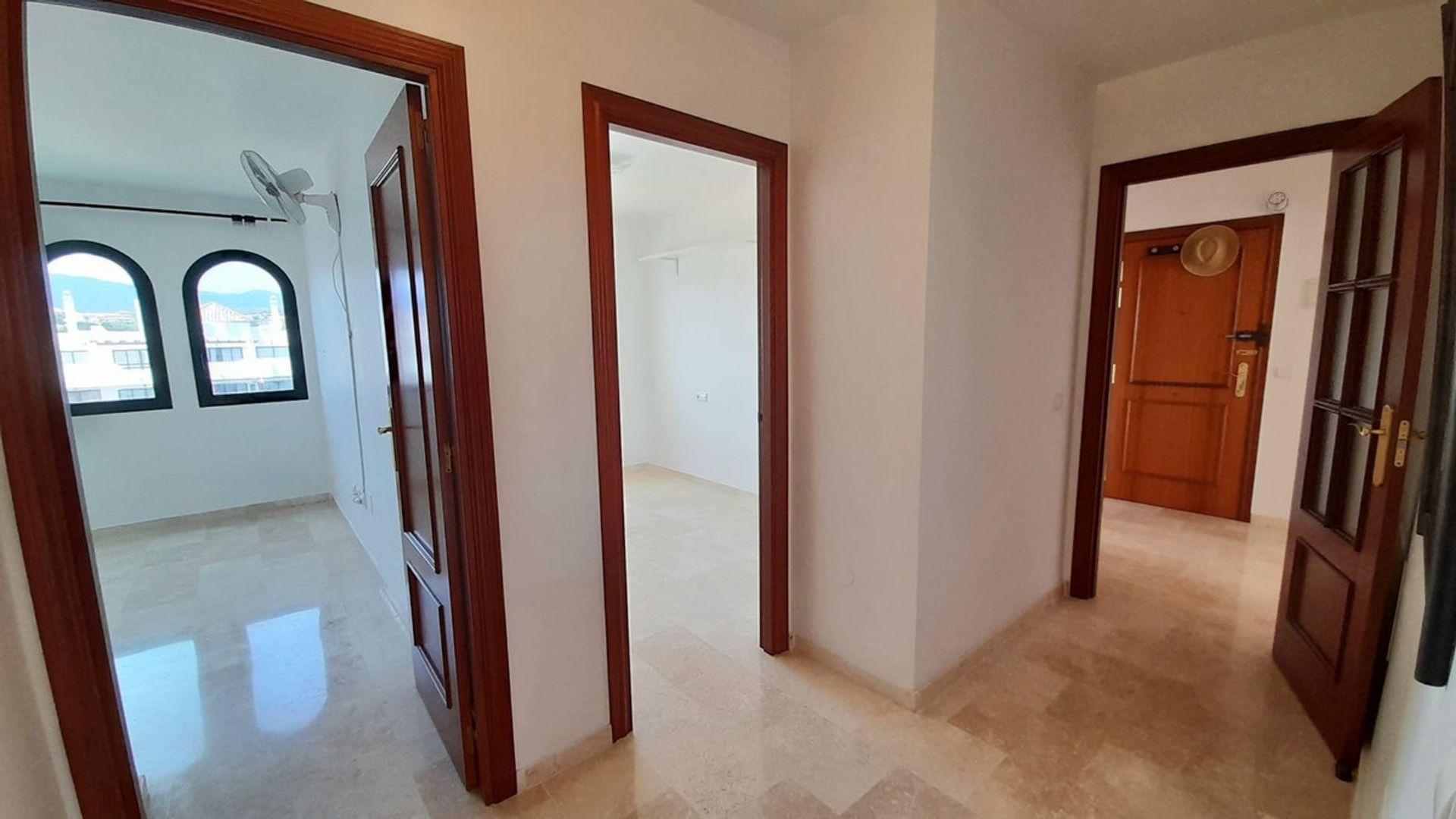 House in Marbella, Andalucía 11185830