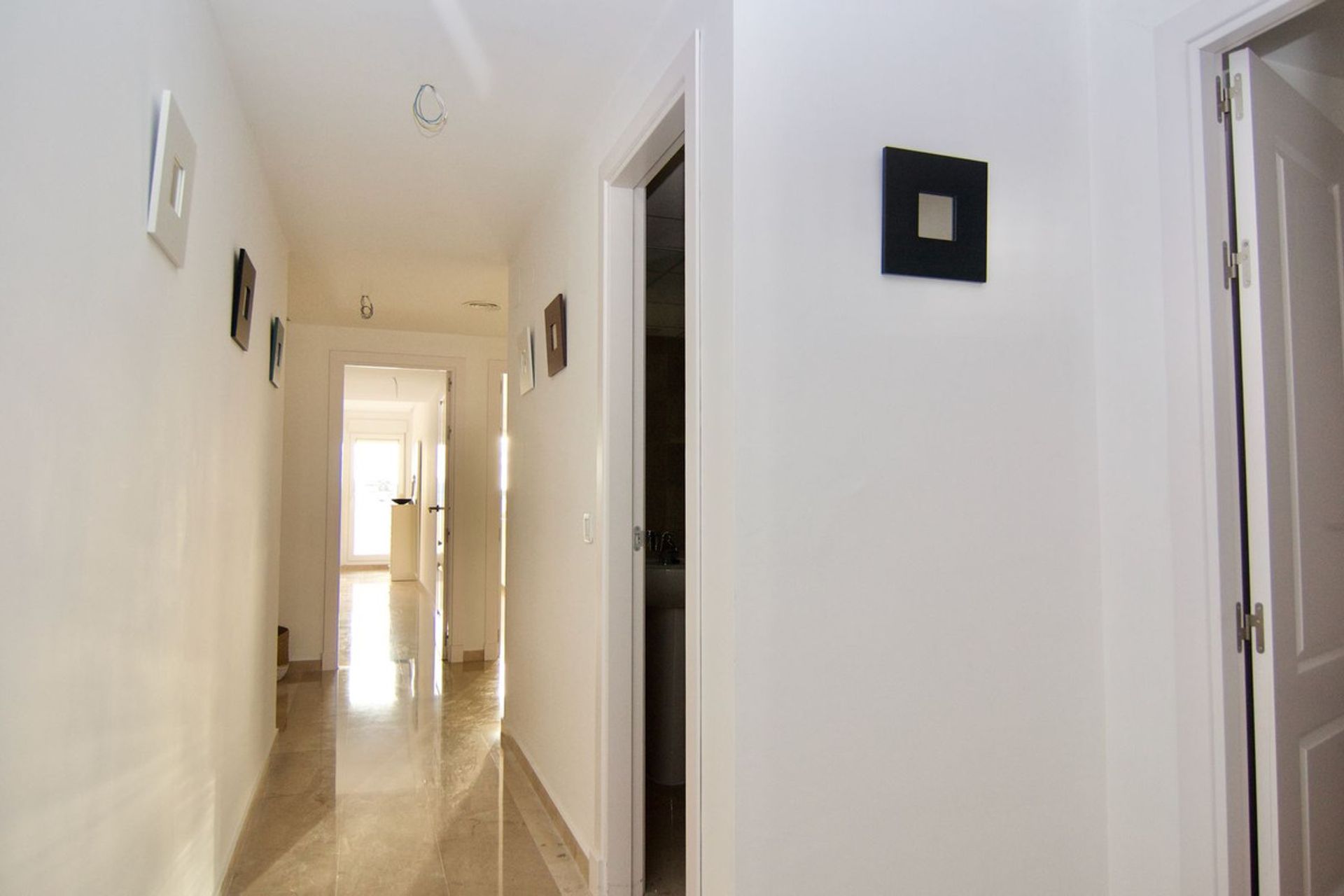 Condominium in Benalmádena, Andalusia 11185840