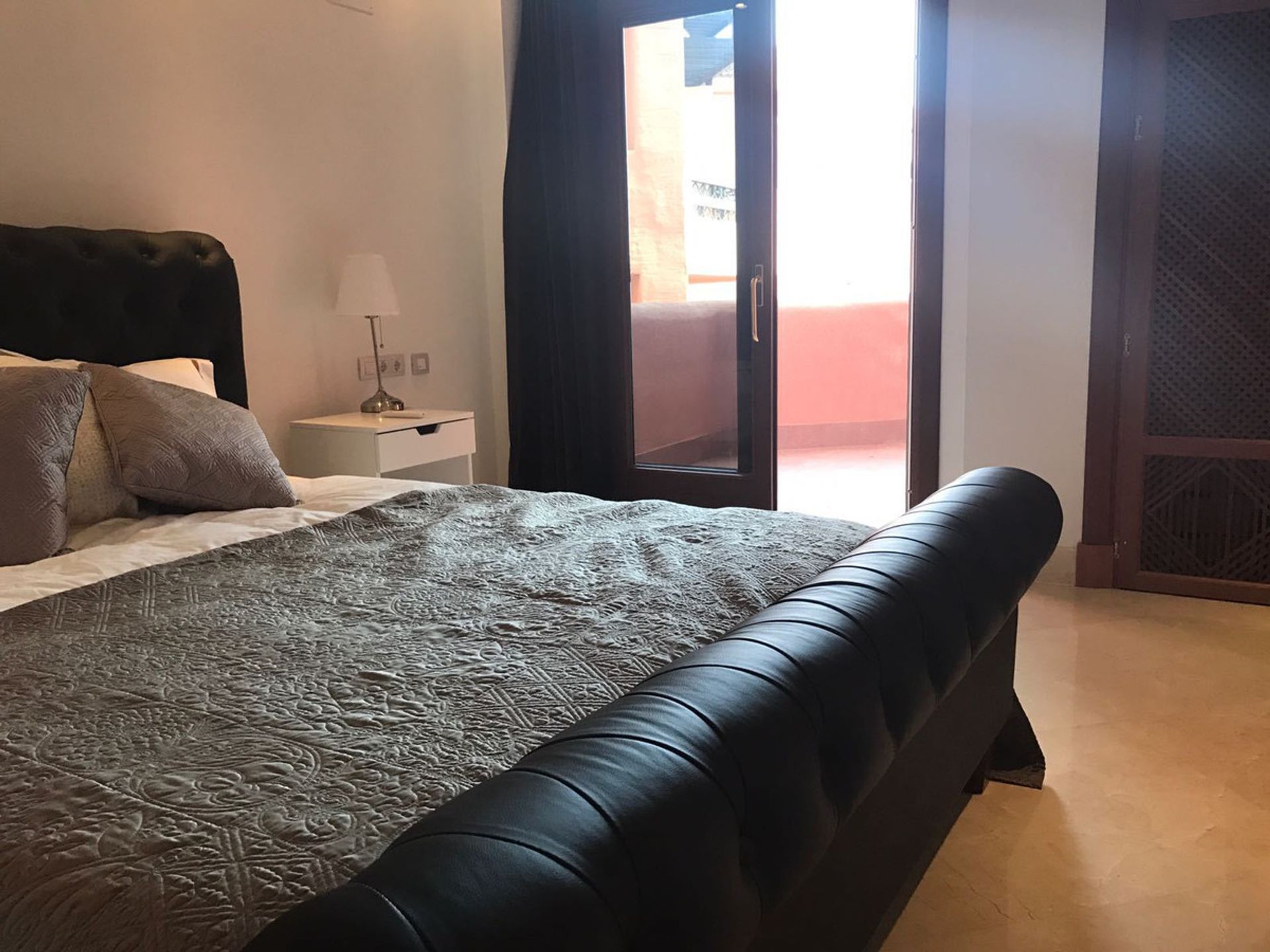 Osakehuoneisto sisään Marbella, Andalucía 11185961