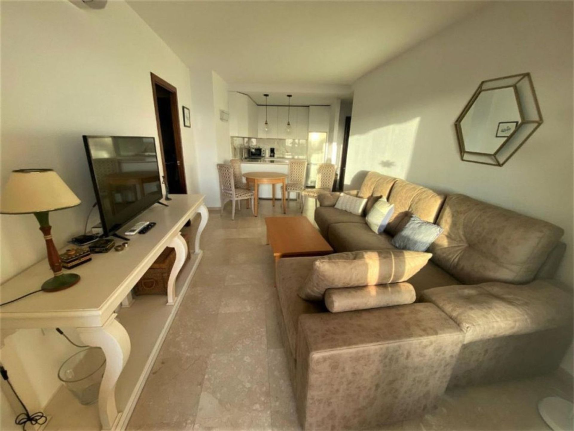 Condominium in Moncloa, Madrid 11186134