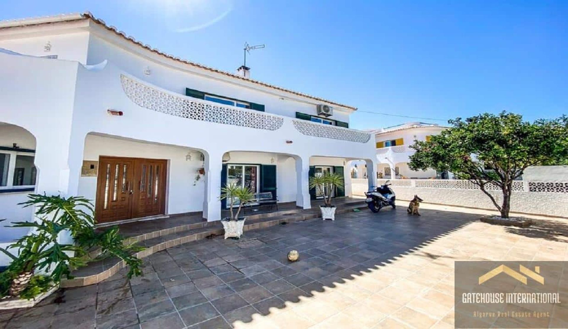 Huis in Montinhos da Luz, Faro 11186144