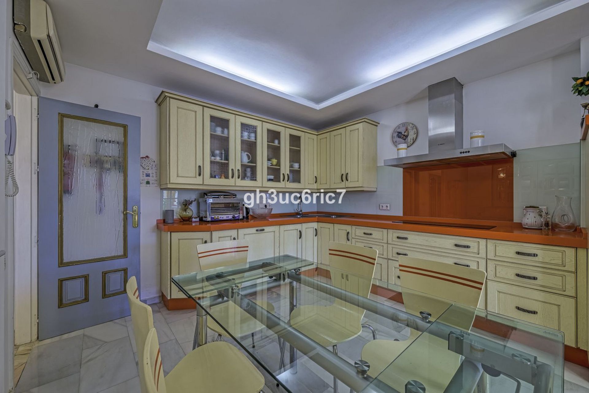 Condominio nel Fuengirola, Andalucía 11186367