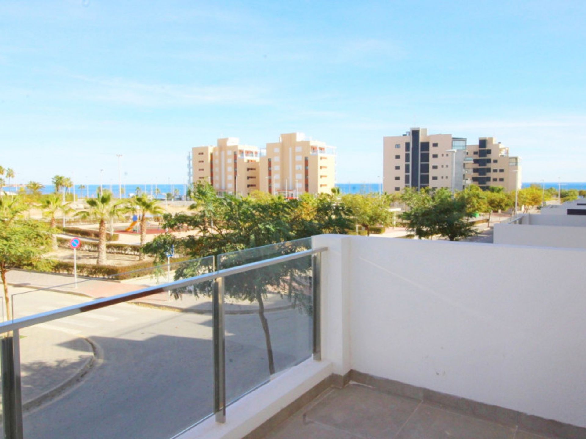 Osakehuoneisto sisään Torrevieja, Valencia 11186428