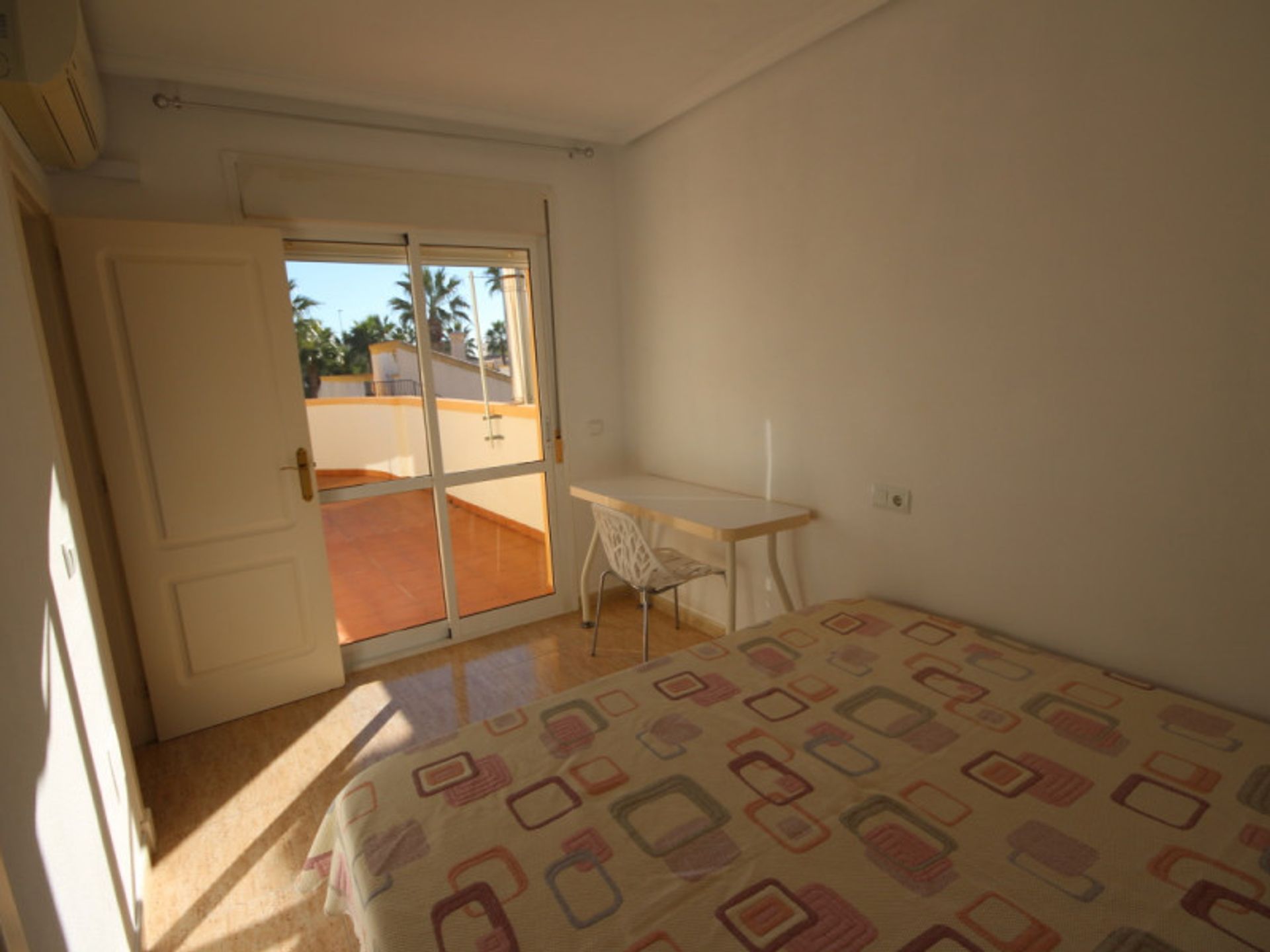 Hus i Torrevieja, Comunidad Valenciana 11186432