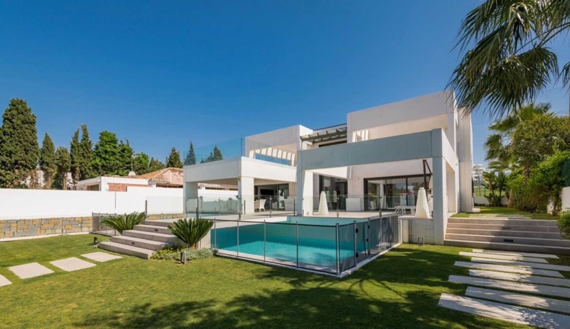 House in Marbella, Andalucía 11186523