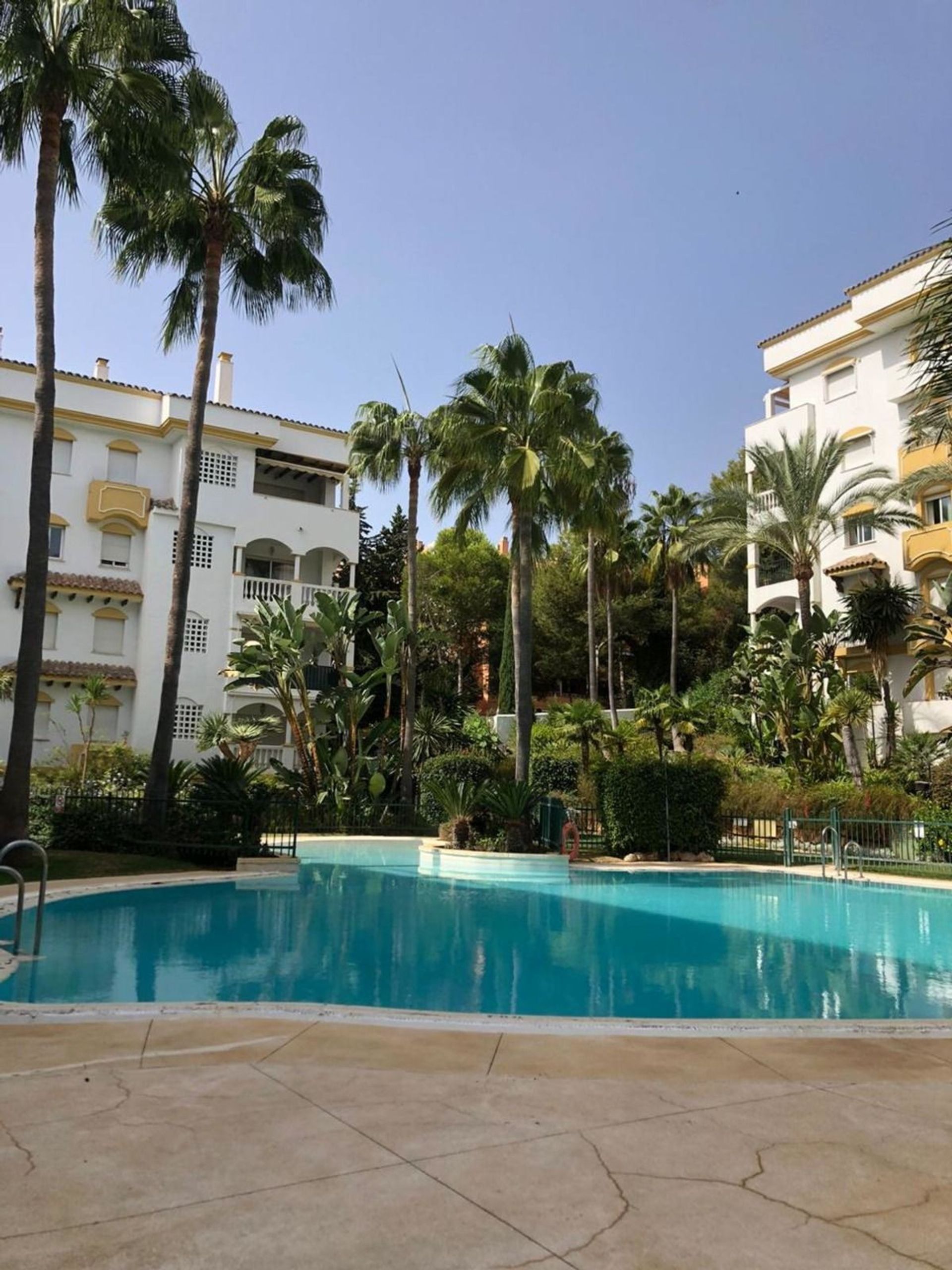 Condominio en Marbella, Andalucía 11186955