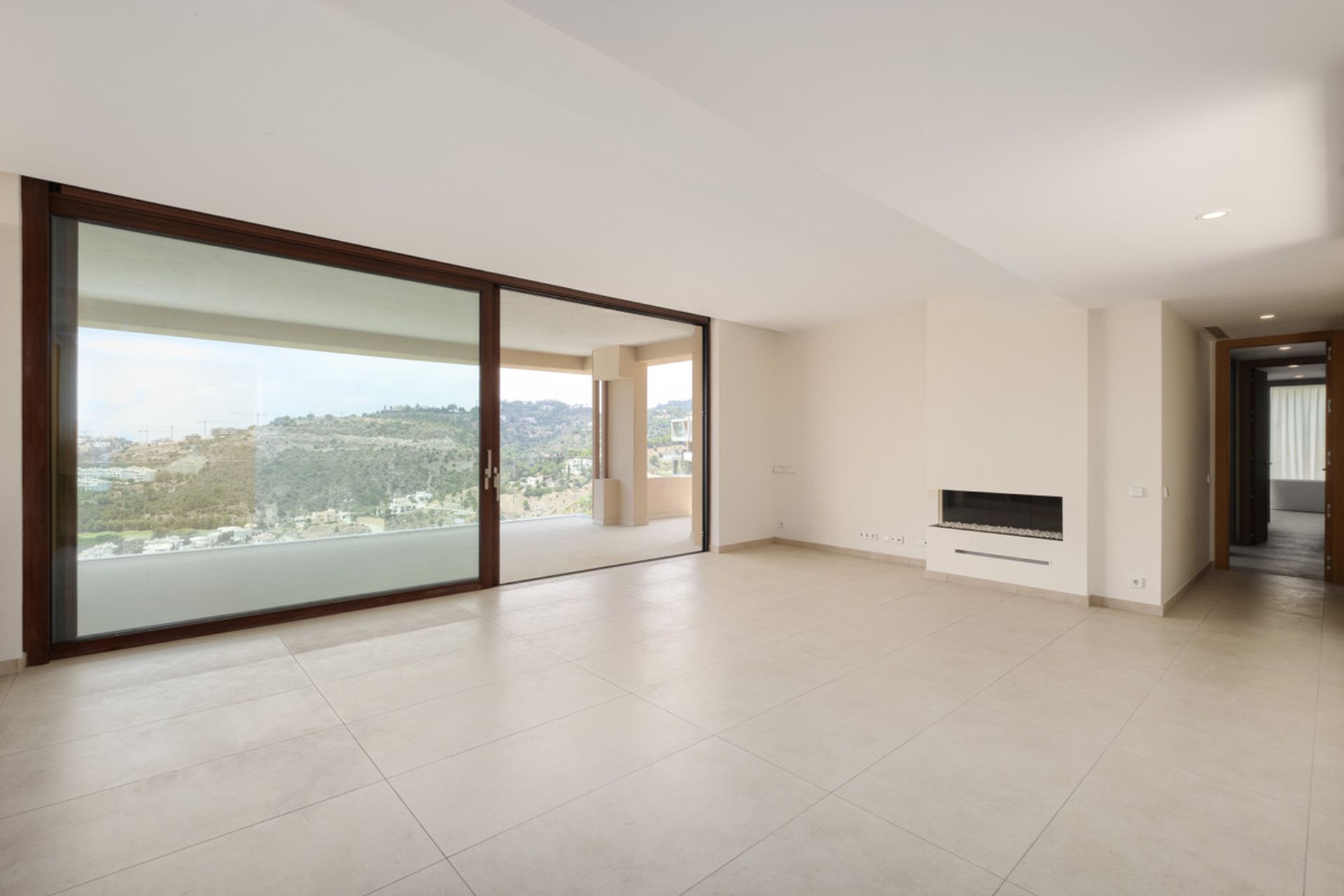 Condominium in Marbella, Andalucía 11187074