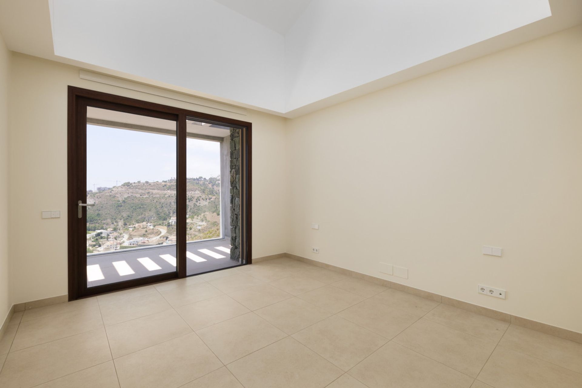 Condominium in Marbella, Andalucía 11187074