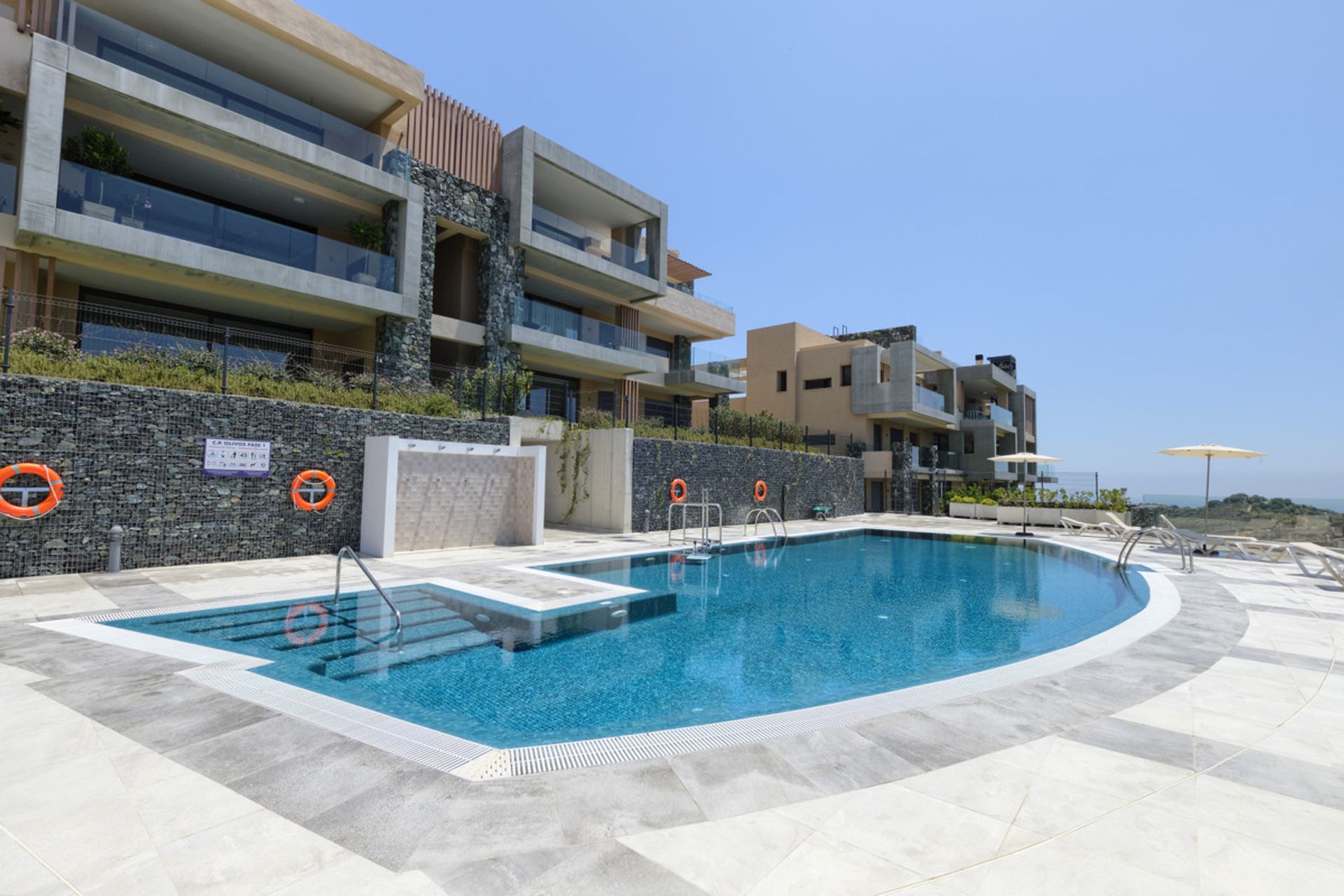 Condominium in Marbella, Andalucía 11187074