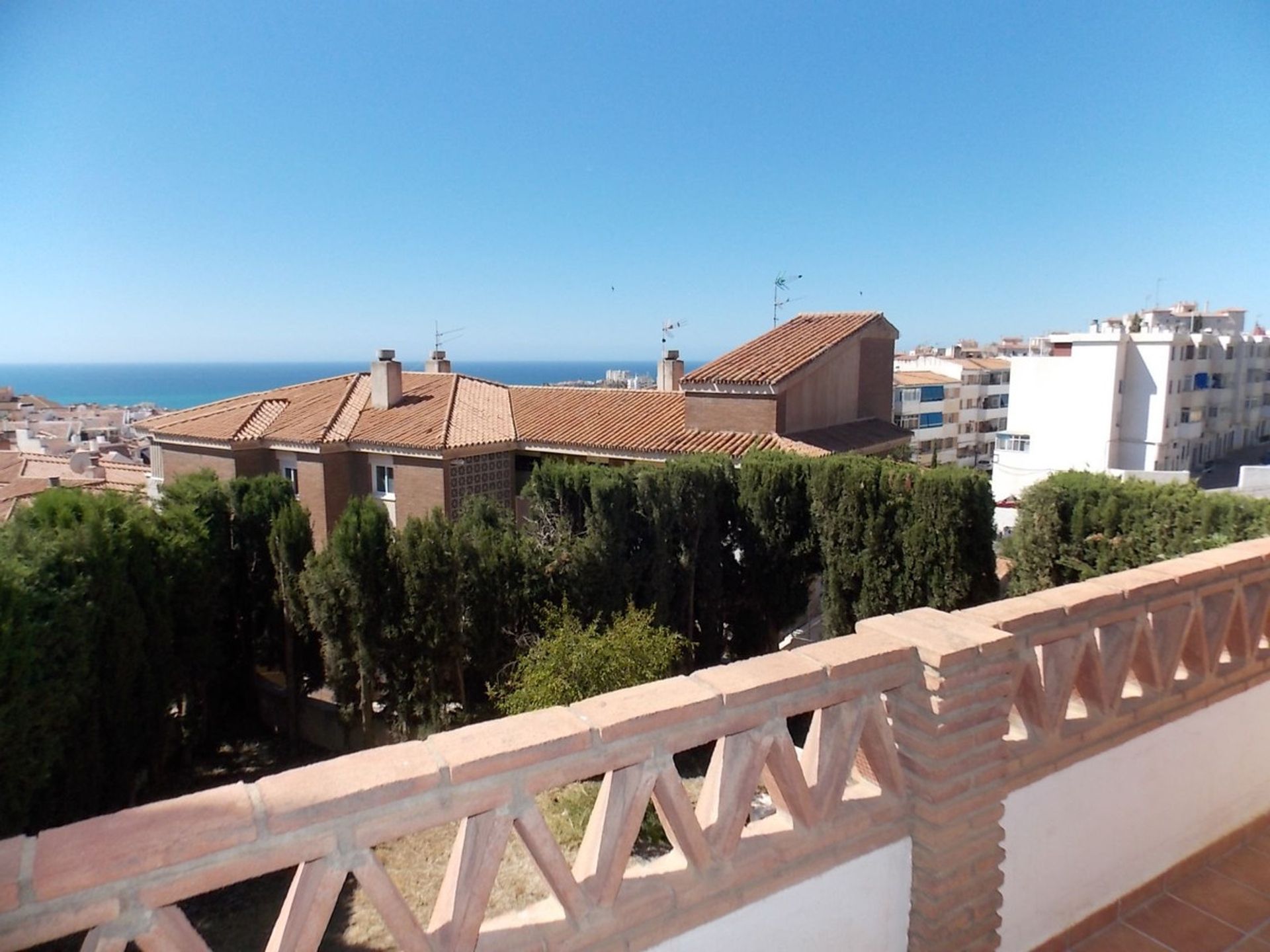 rumah dalam Benalmádena, Andalusia 11187162