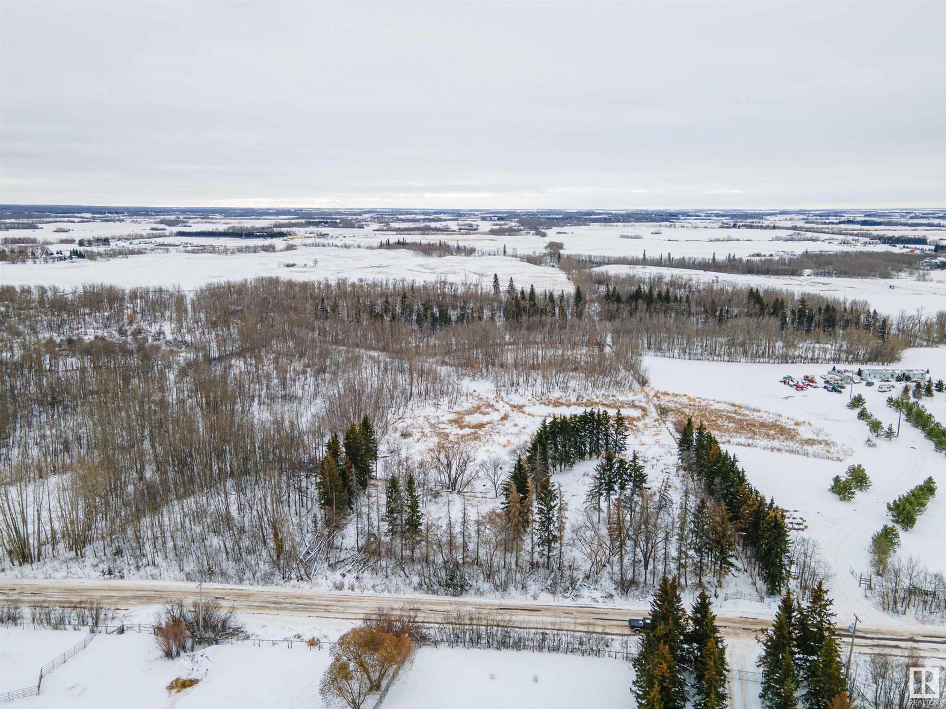 casa en Edmonton, Alberta 11187374