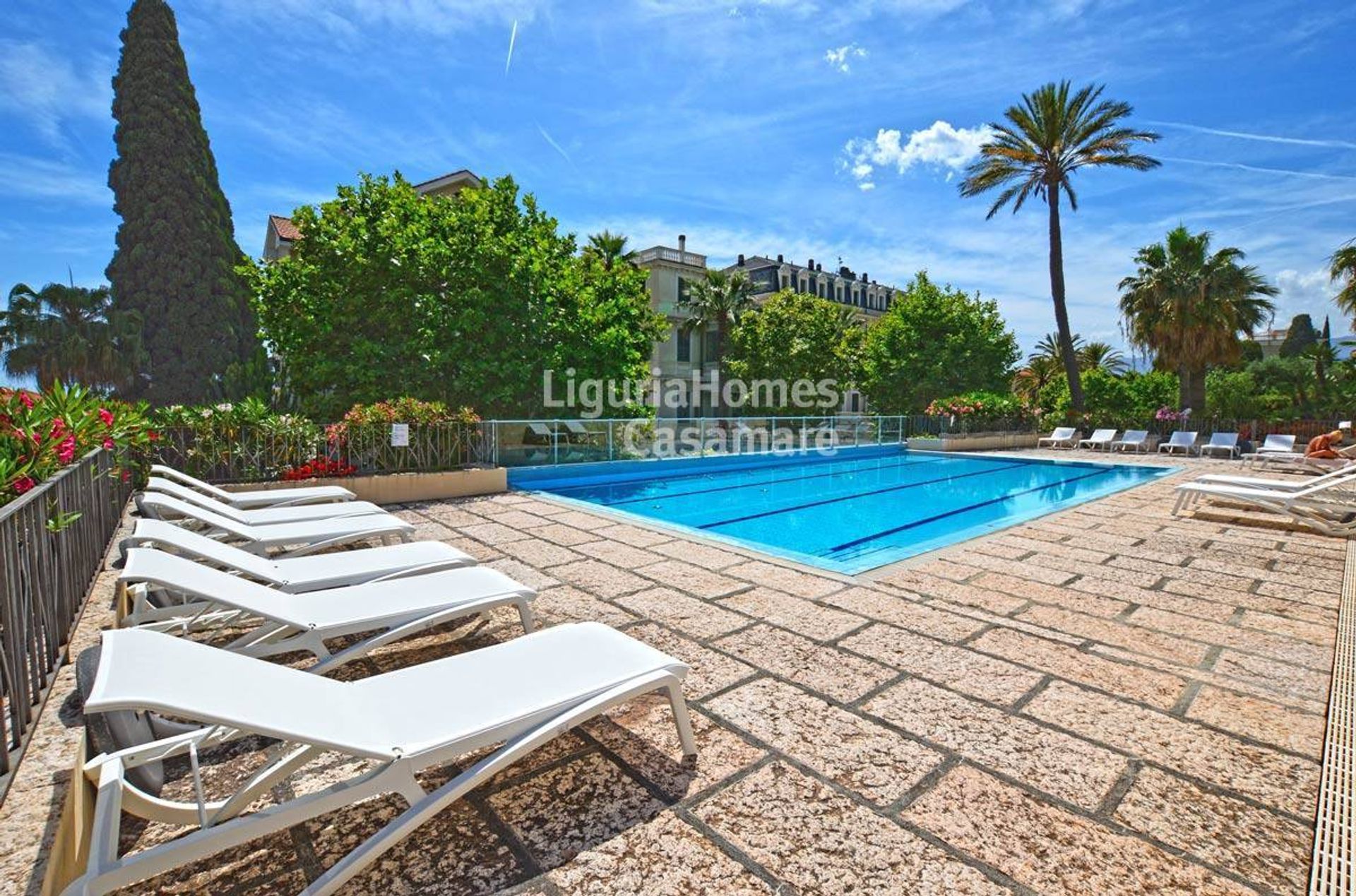 Condominio nel Bordighera, Liguria 11187496