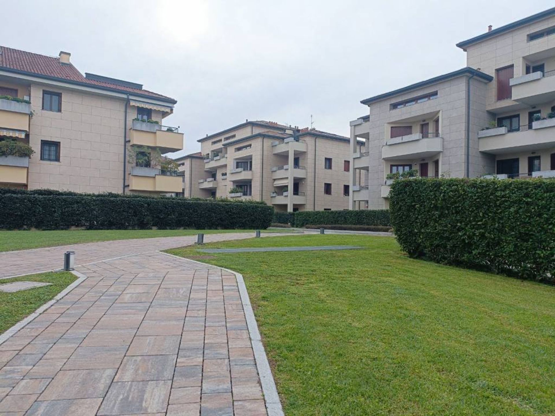 Condominio nel Gudo Gambaredo, Lombardia 11187630