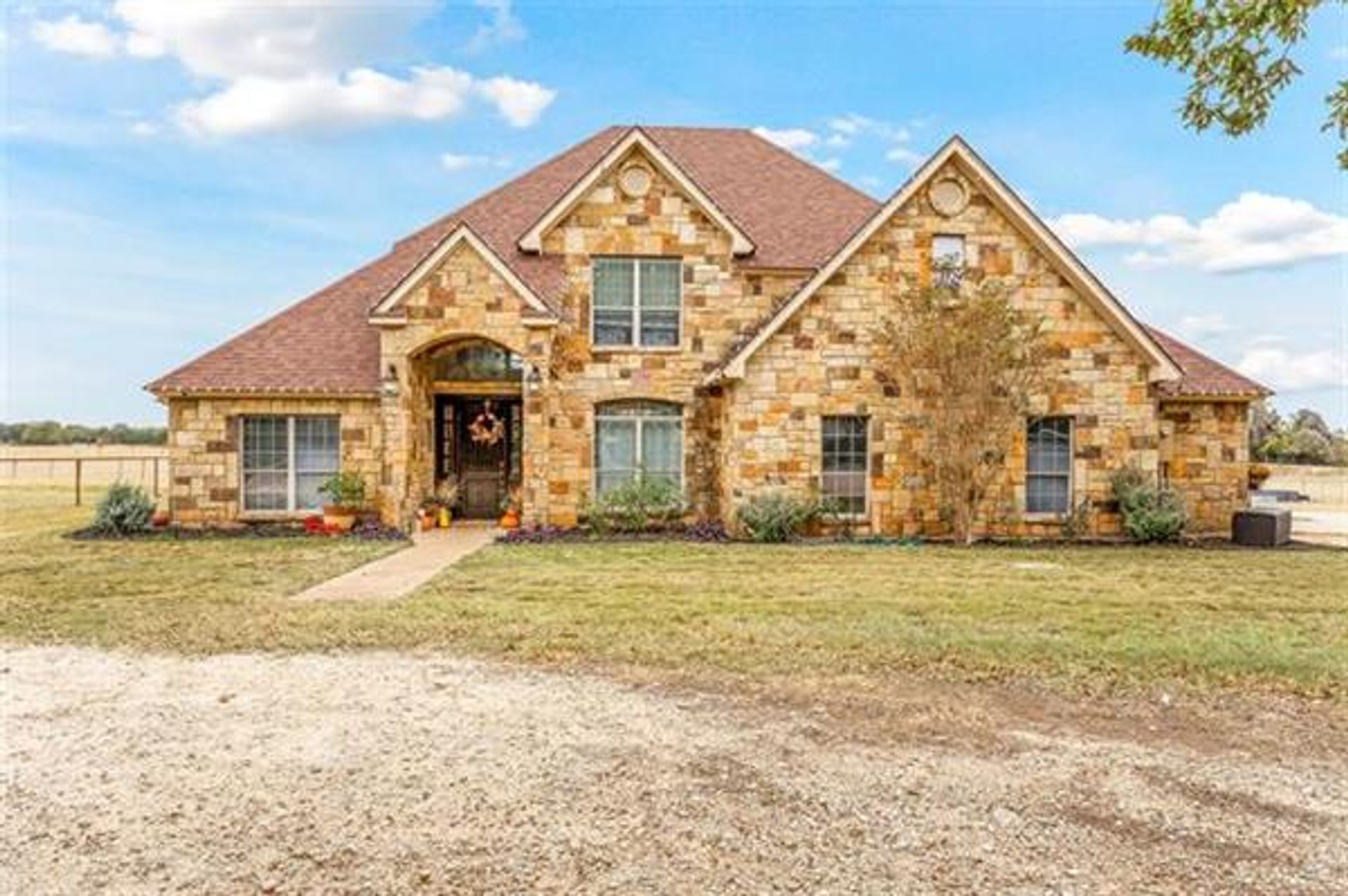 House in Harbin, Texas 11188366