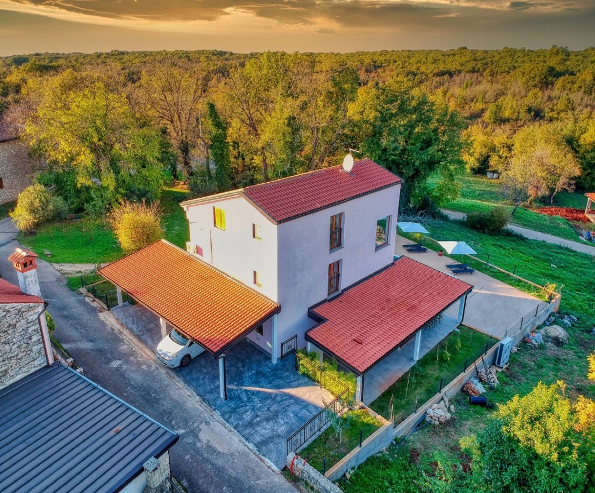 casa en Buroli, Istarska županija 11188843