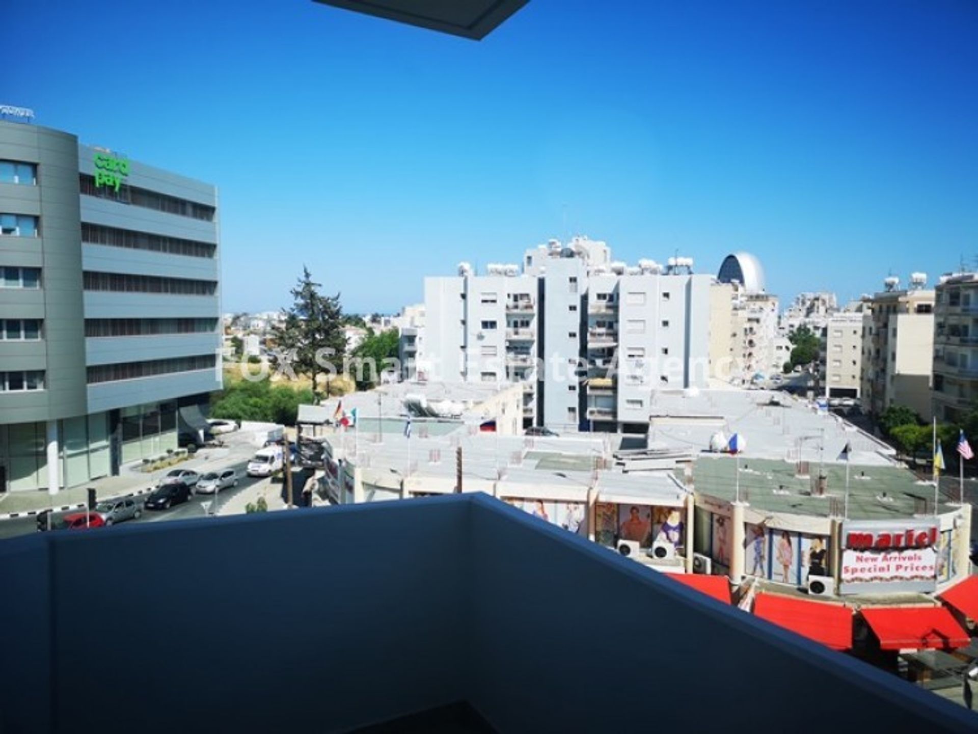 Condominium in Mesa Geitonia, Lemesos 11189162