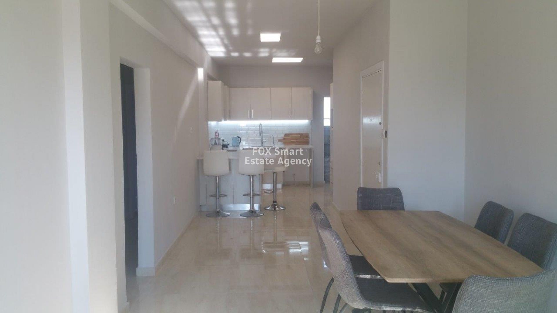 Osakehuoneisto sisään Limassol, Limassol 11189256