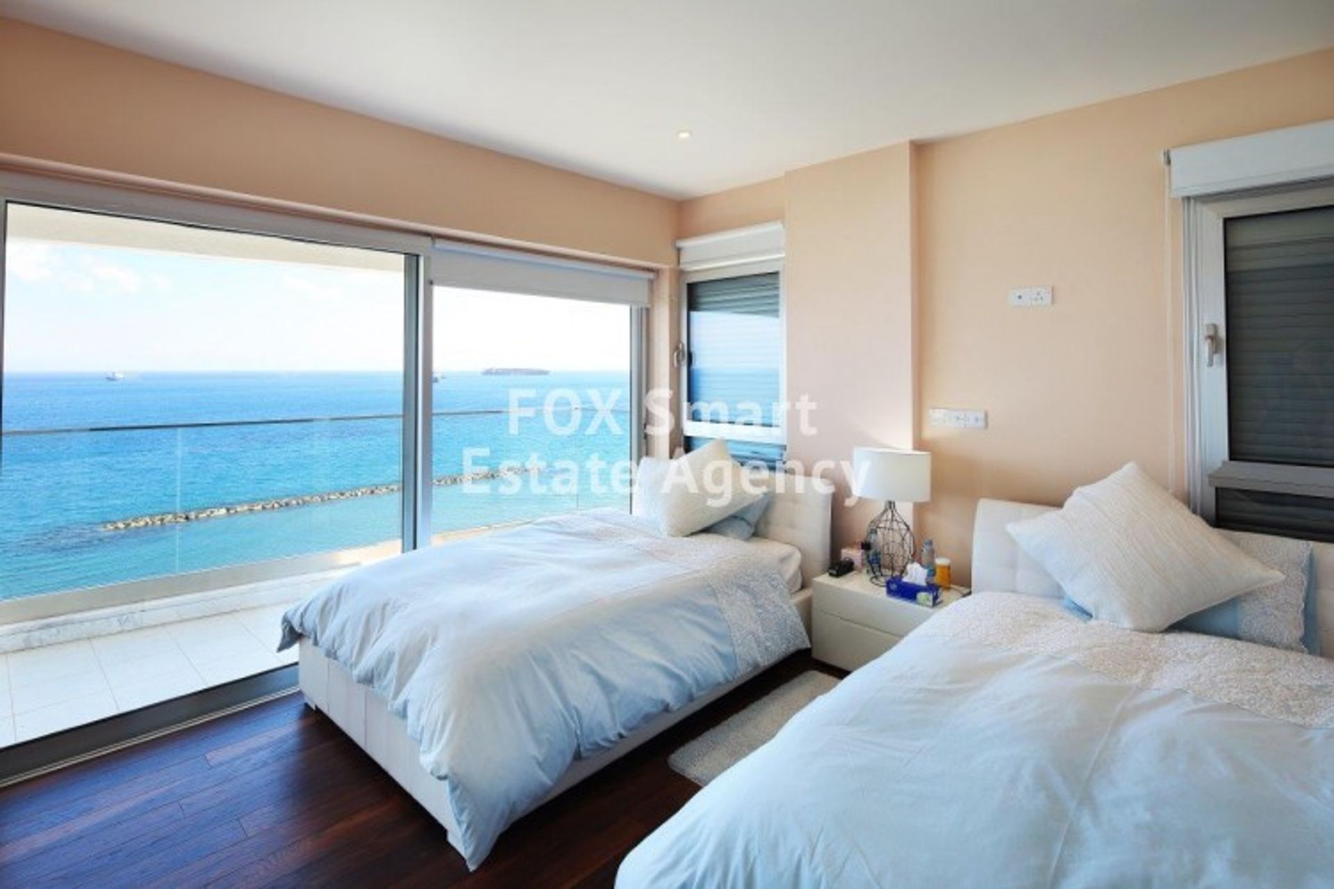 Condominium in Limassol, Limassol 11189280