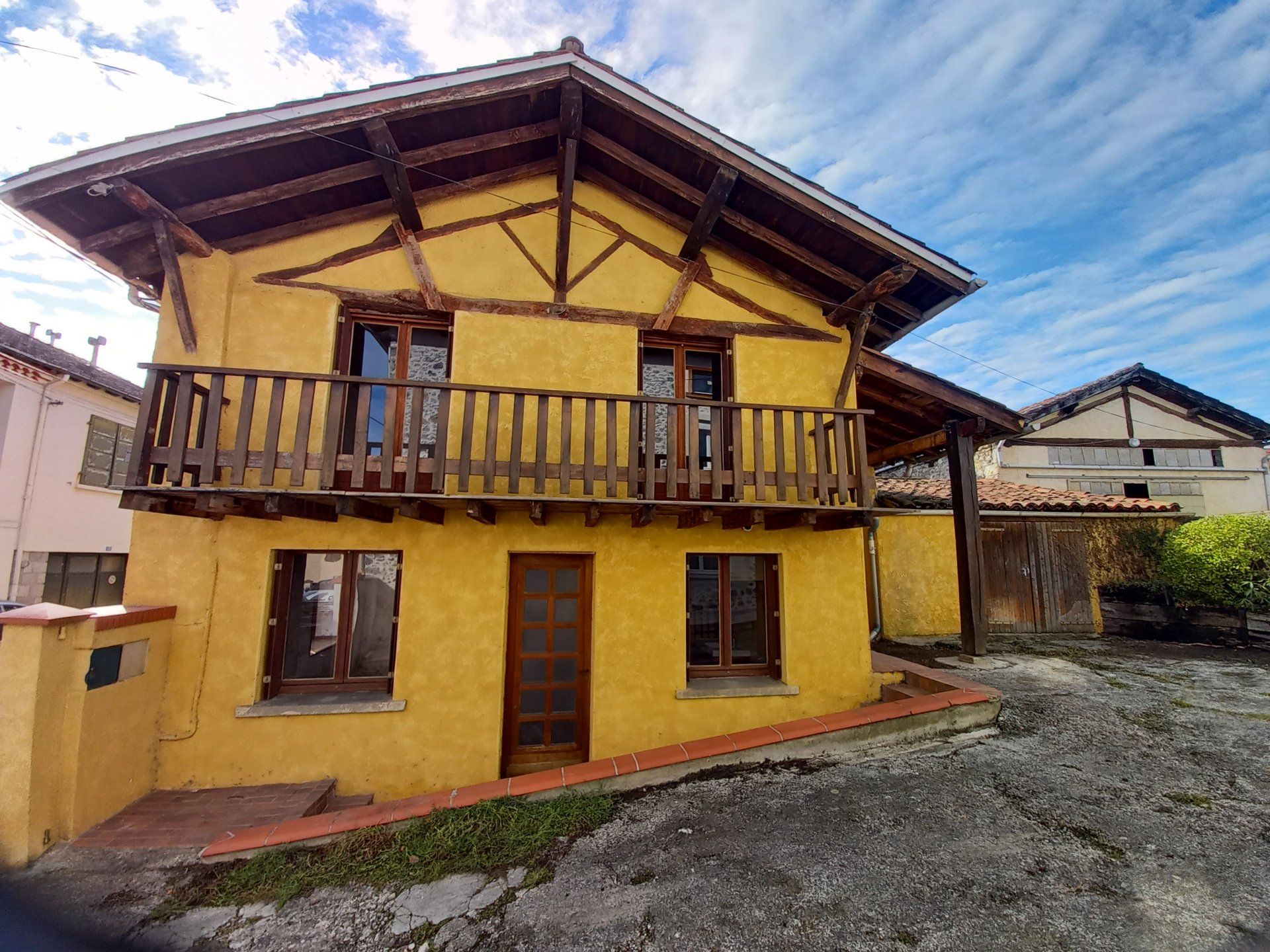 Plusieurs maisons dans Saint Girons, Occitanie 11190146