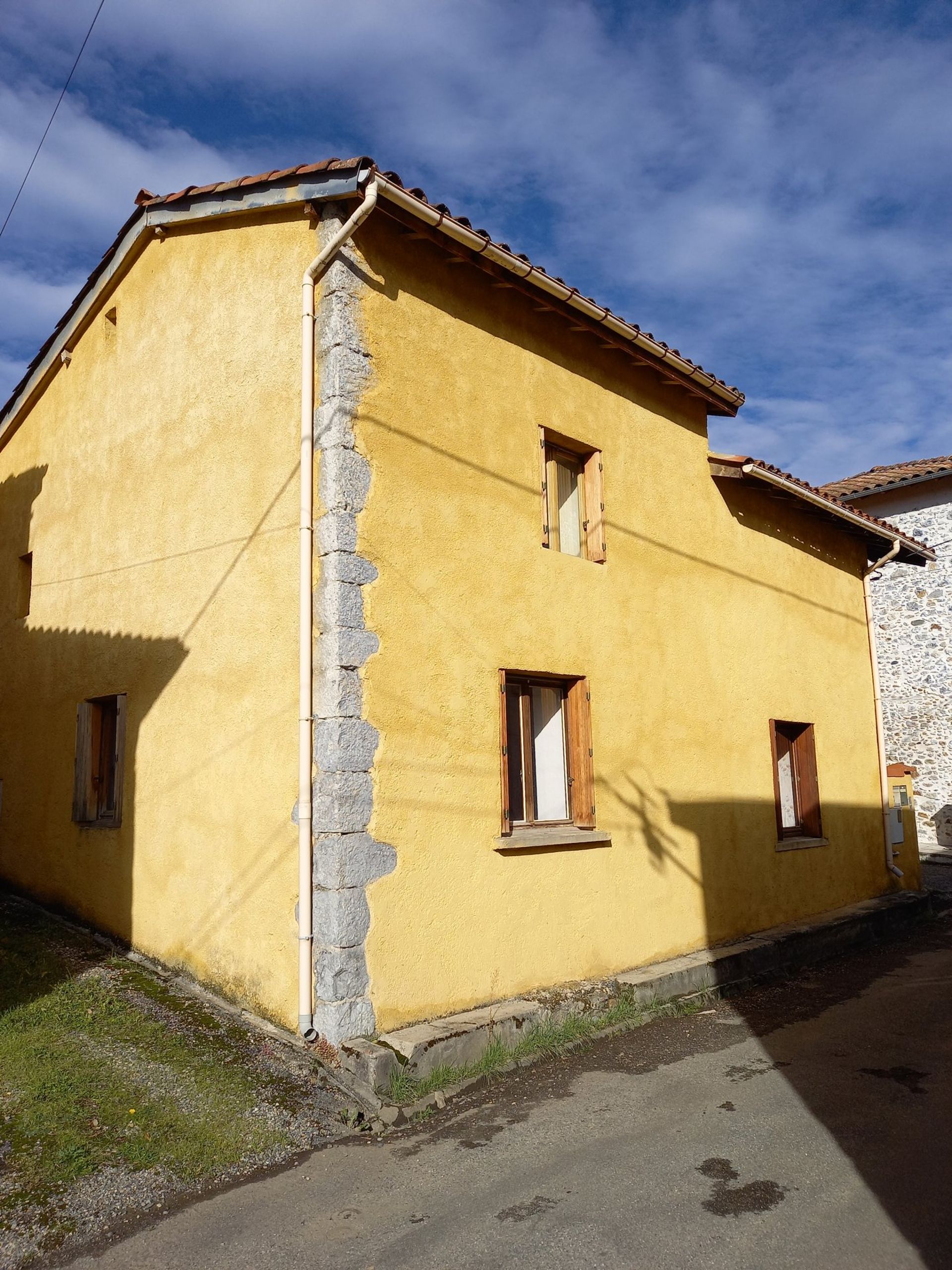 Flere hus i Saint-Girons, Occitanie 11190146