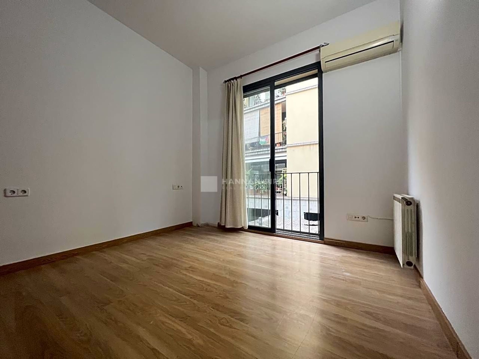 Condominio en Barcelona, Catalunya 11190192