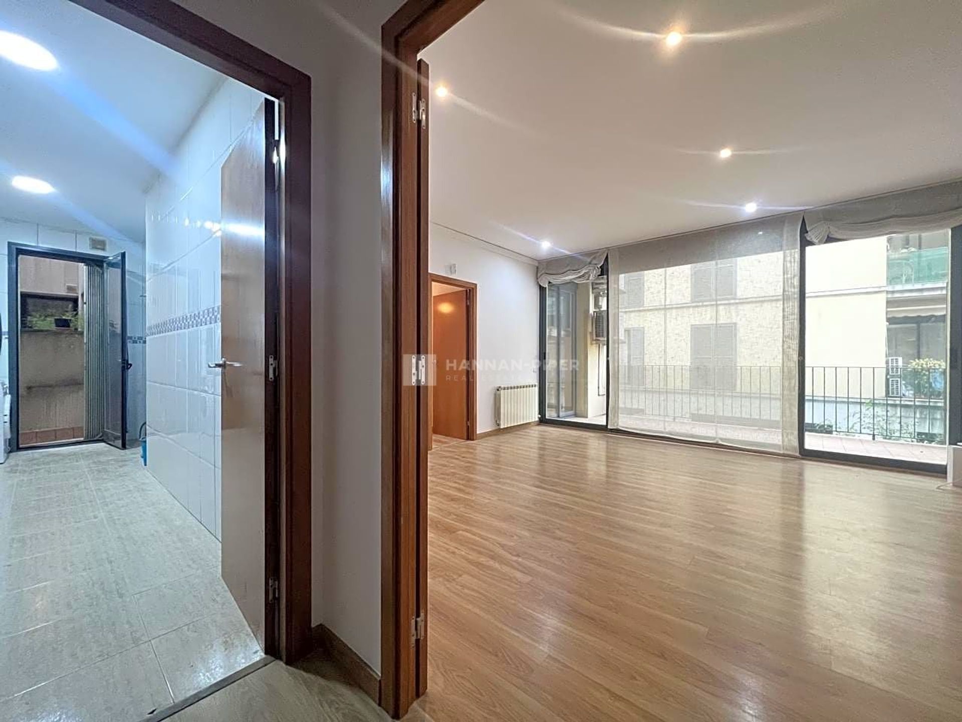 Condominio en Barcelona, Catalunya 11190192