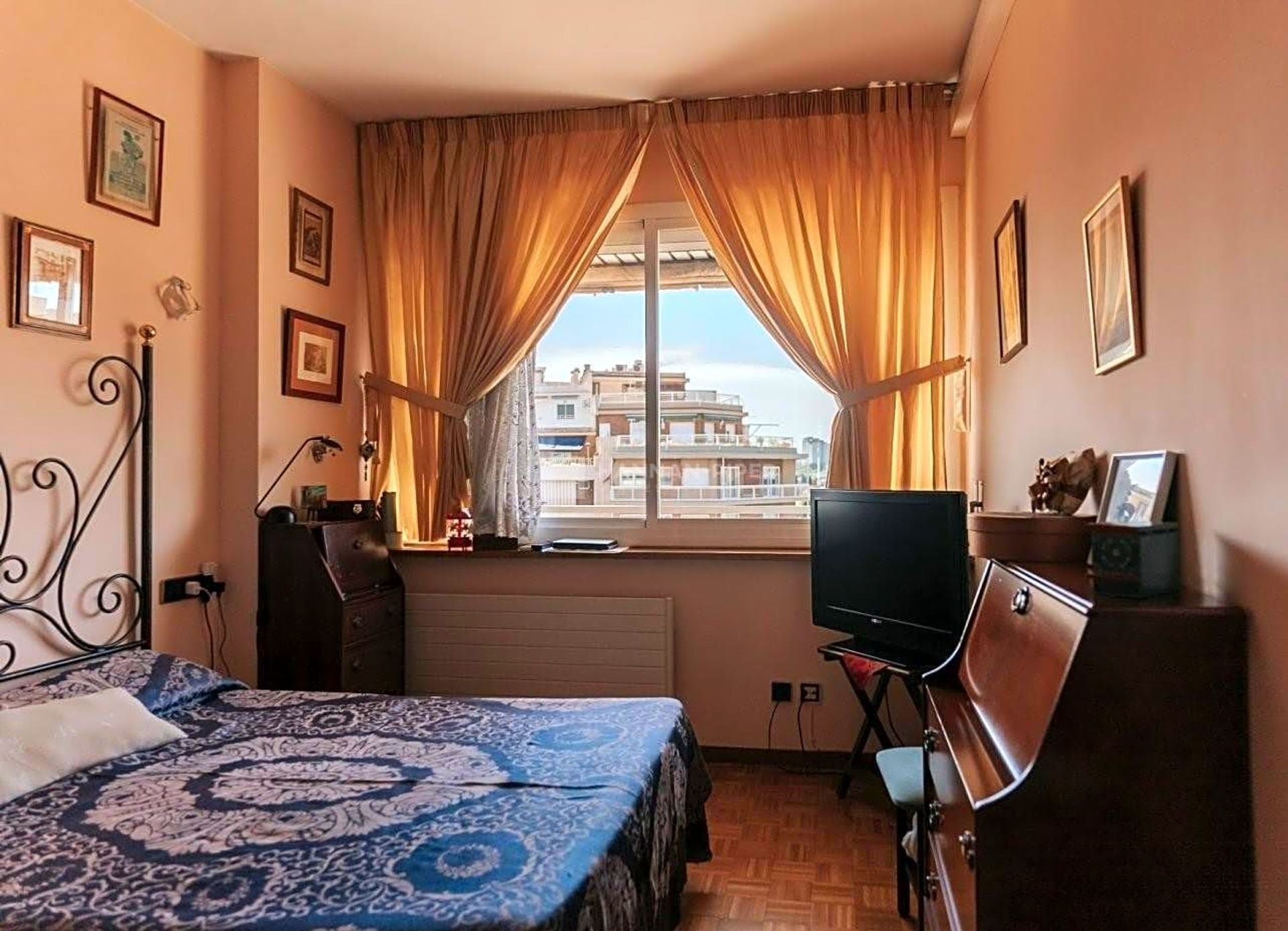 Osakehuoneisto sisään Barcelona, 83 Gran Via de Carles III 11190193