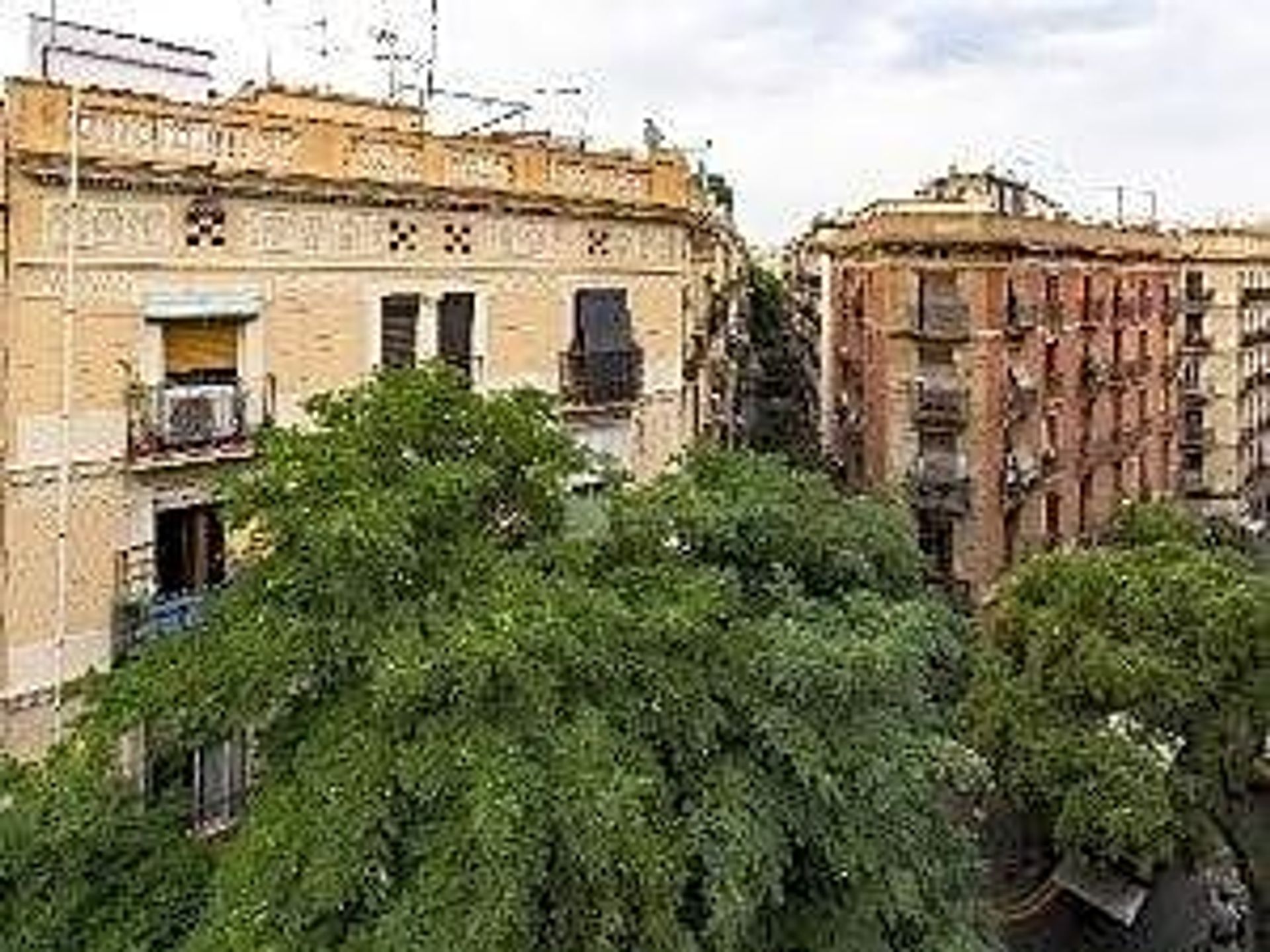 公寓 在 Barcelona, 9 Carrer de la Lluna 11190224