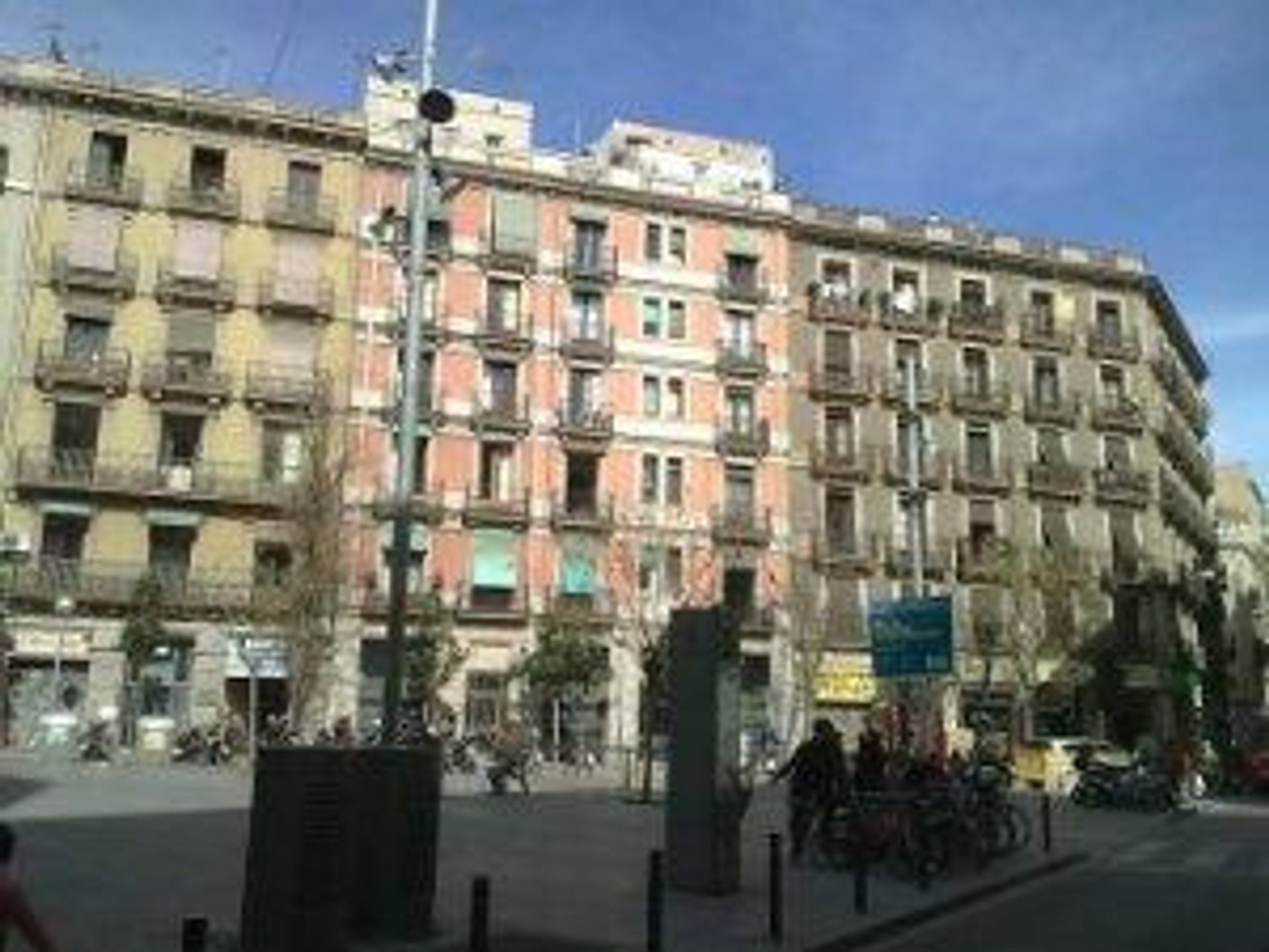 Ejerlejlighed i Barcelona, 11 Carrer de Guifré 11190225