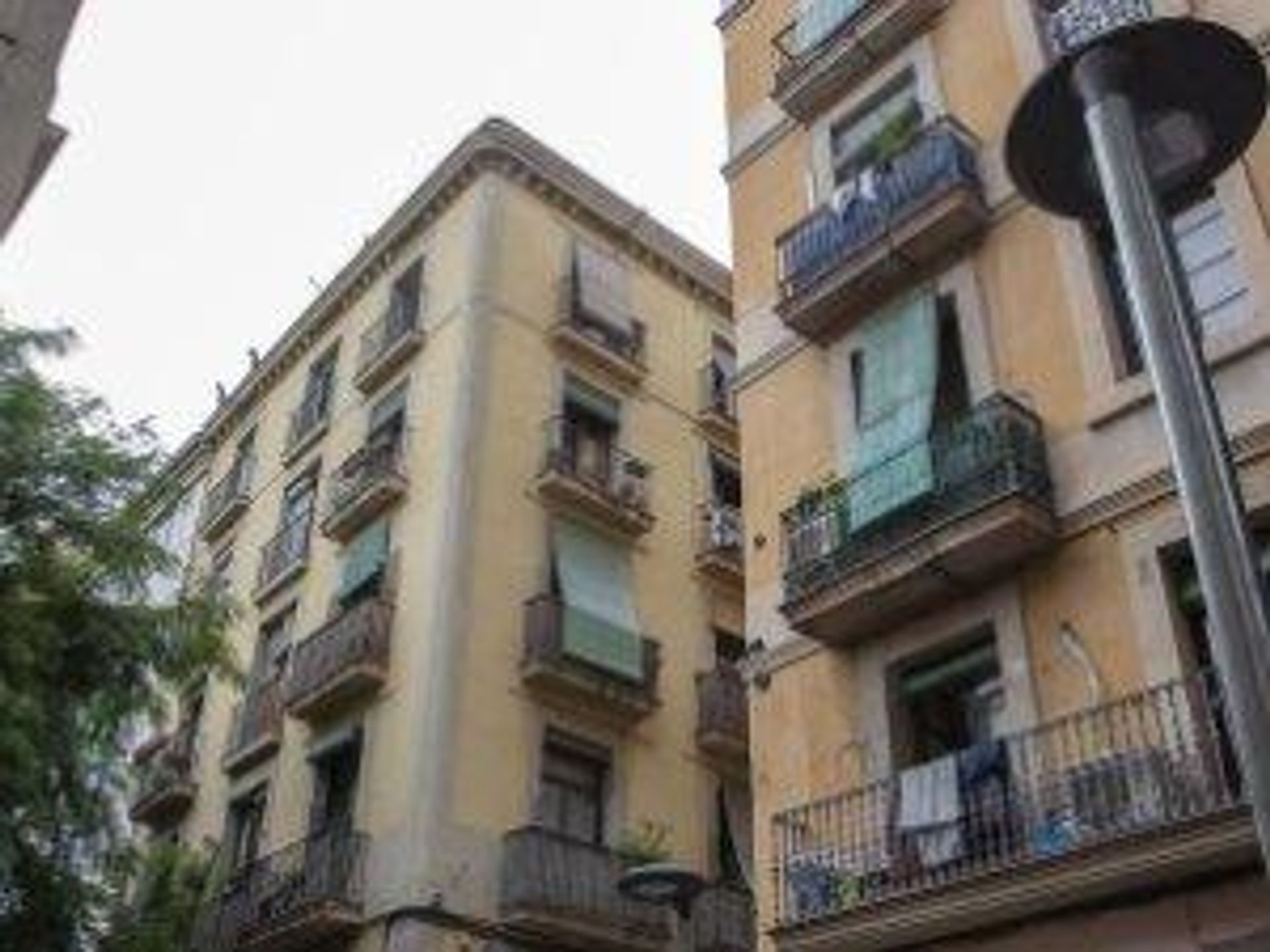 Ejerlejlighed i Barcelona, 11 Carrer de Guifré 11190225