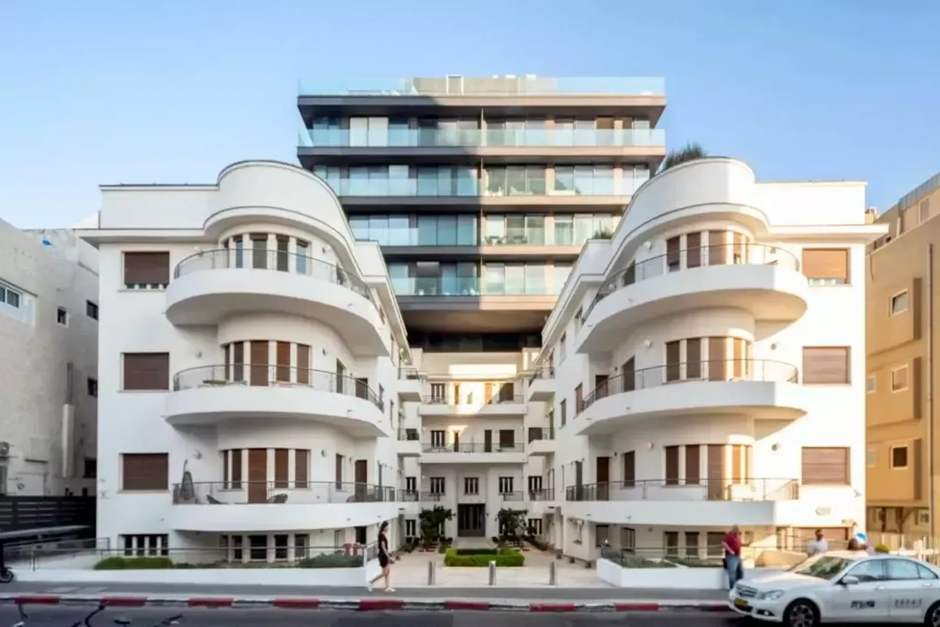 Condominium in Tel Aviv-Yafo, 96 HaYarkon Street 11190259