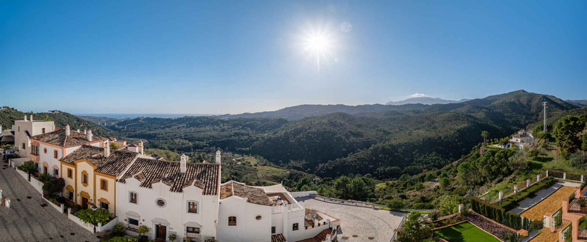 Multiple Houses in Benahavís, Andalucía 11191054